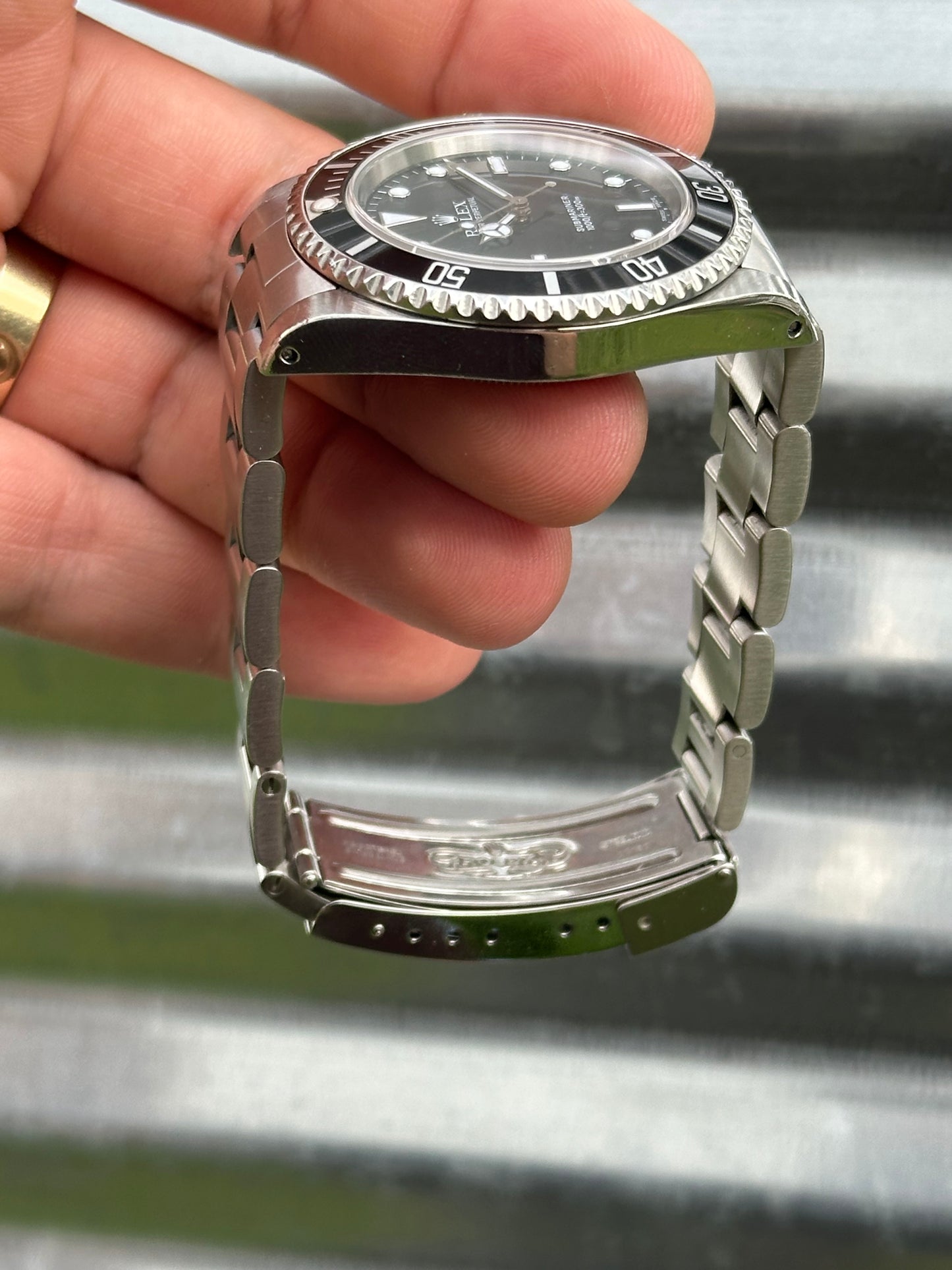 Rolex Submariner No Date 40mm Ref.14060M Box & Papers