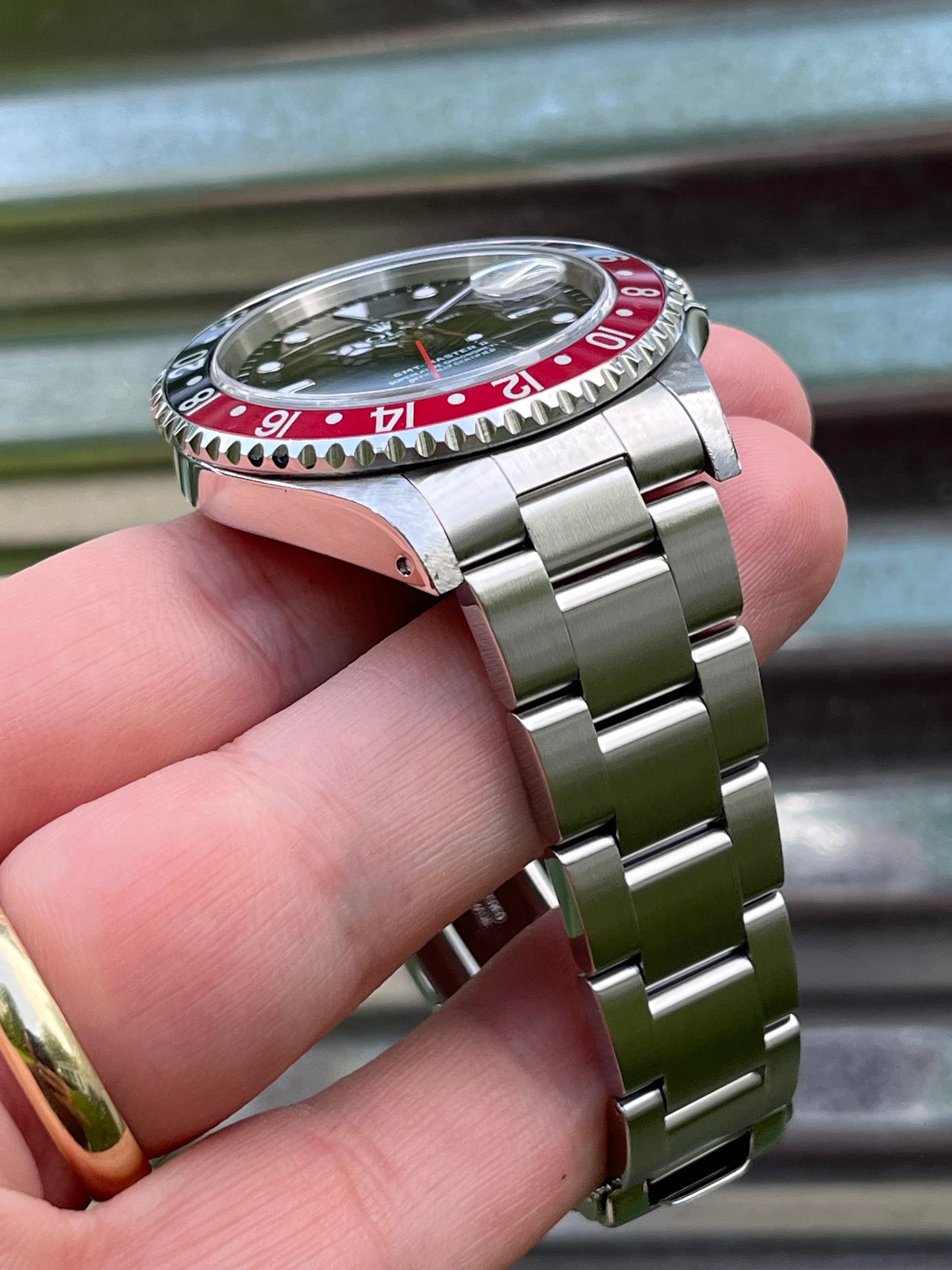 Rolex GMT Master II Coke 40mm Ref.16710 Box & Papers