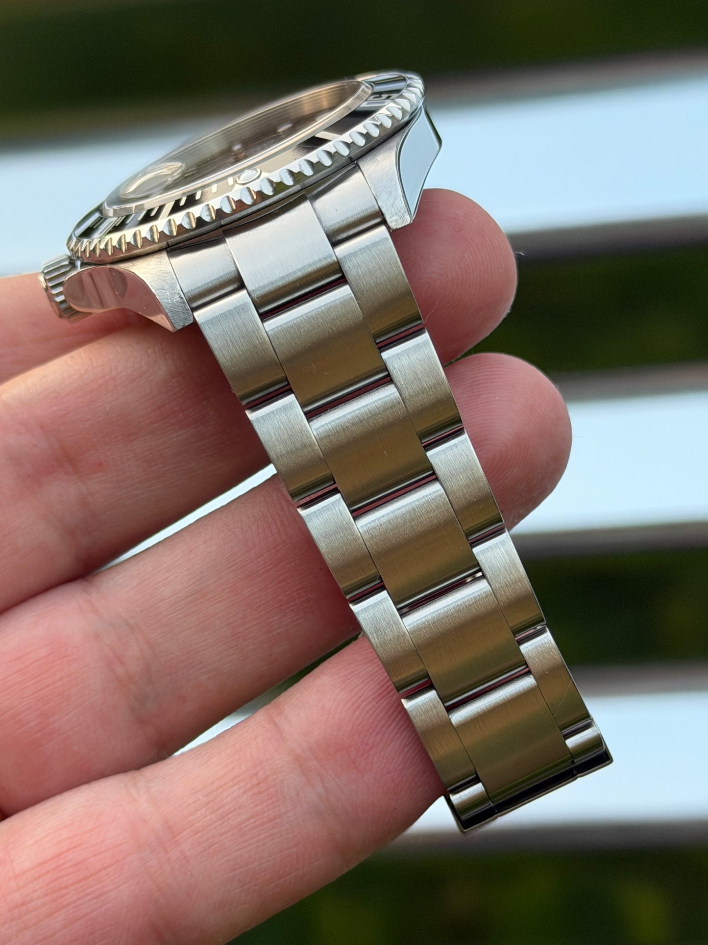 Rolex Submariner Date 40mm Ref.16610 Box & Papers