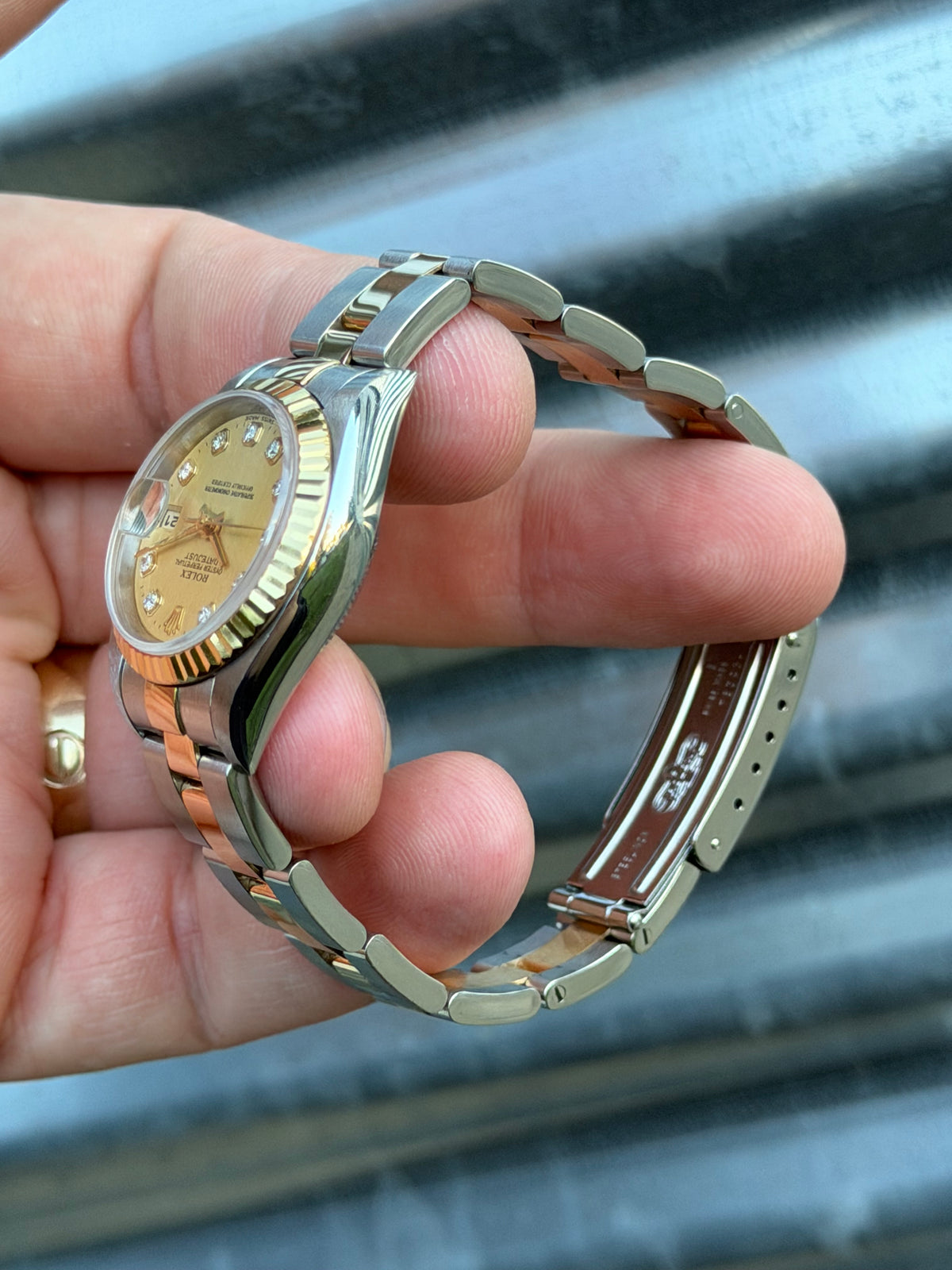 Rolex Ladies Datejust “Champagne Diamond Dial” 26mm Ref.69173 Box & Papers