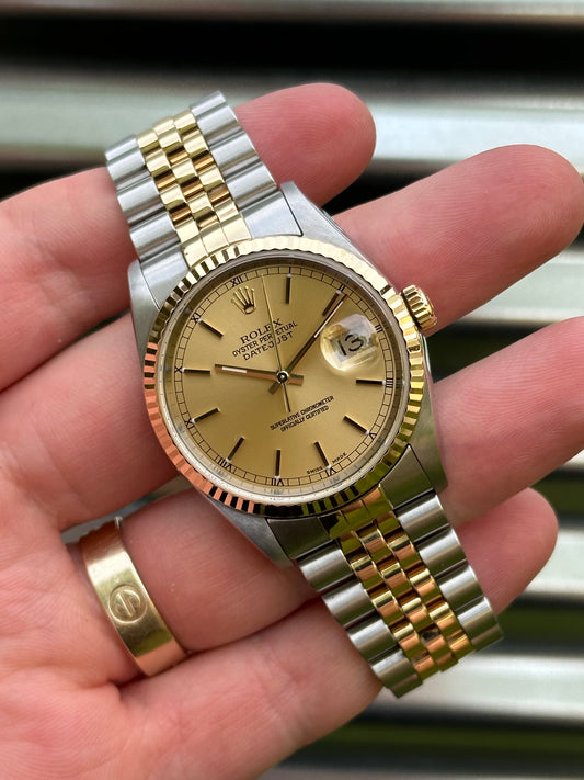 Rolex Datejust 36mm Ref.16233 Box & Papers & Service Card