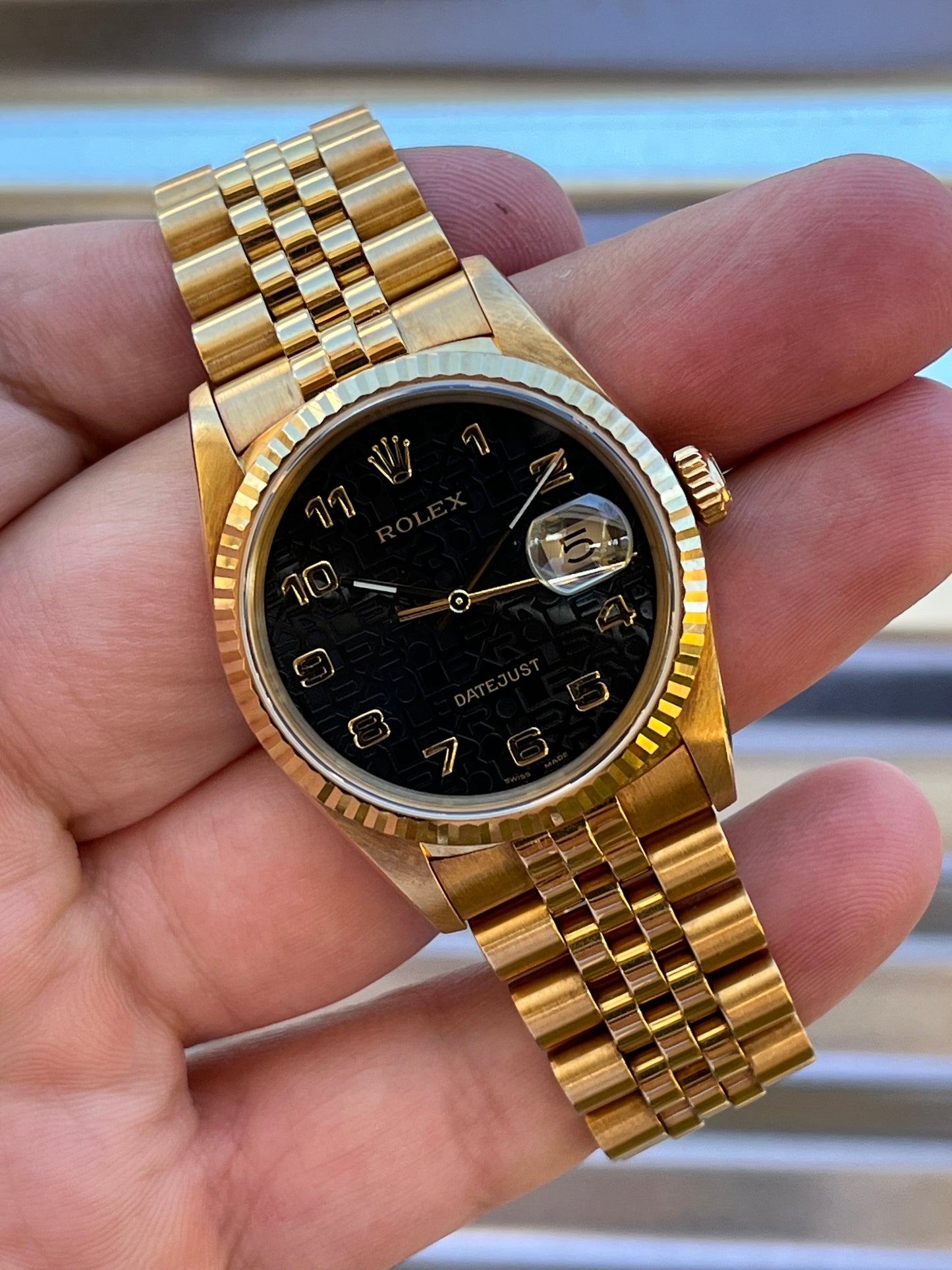 Rolex Datejust 36mm Ref.16238 “Anniversary Dial” Box & Papers 18k Gold Unpolished