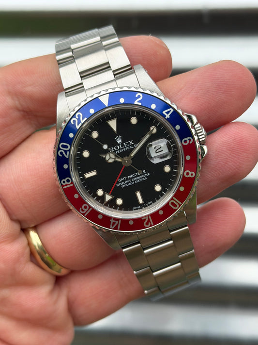 Rolex GMT Master II “Pepsi” 40mm Ref.16710 Box & Papers