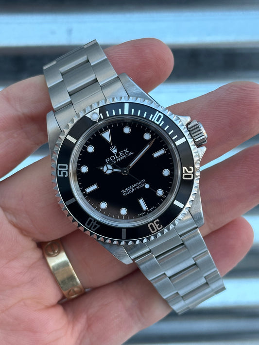 Rolex Submariner Date 40mm Ref.14060M Box & Papers