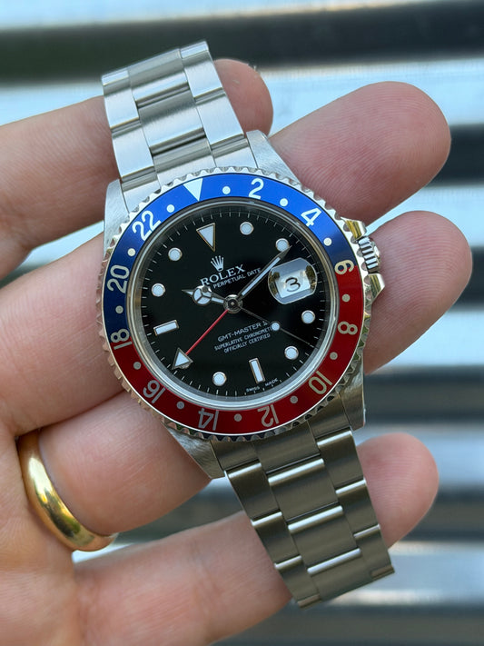 Rolex GMT Master II “Pepsi”40mm Ref.16710 Box & Papers