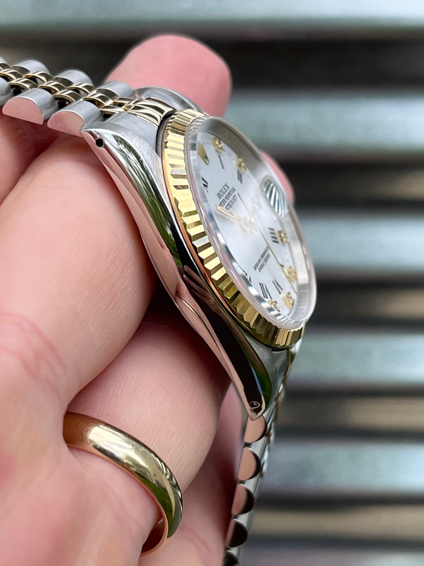 Rolex Datejust “White Roman Diamond Dial” 36mm Ref.16233 Box & Papers