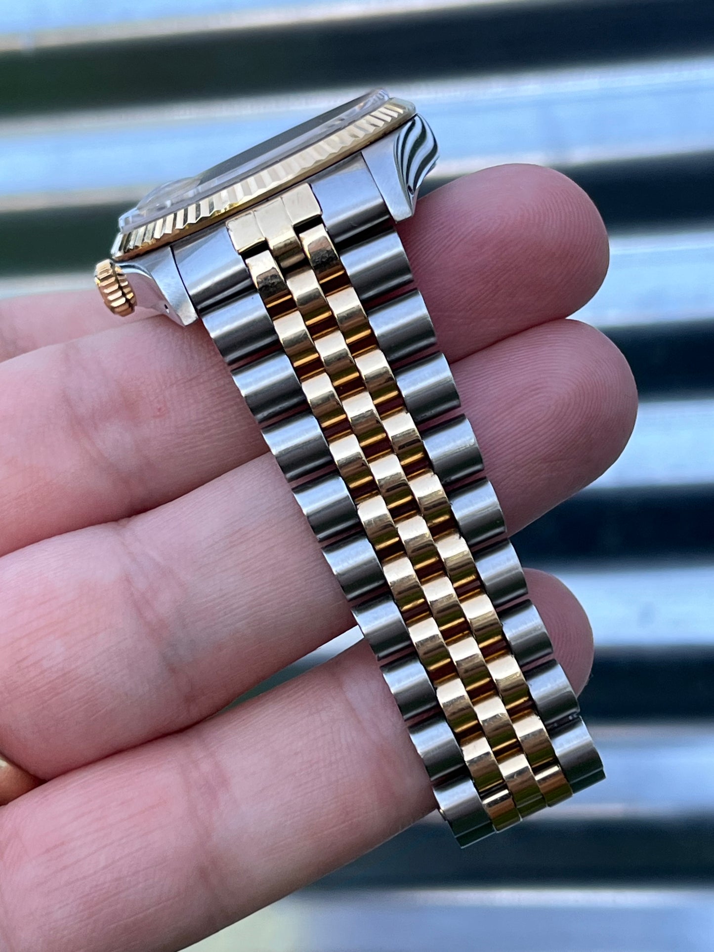 Rolex Datejust 36mm Ref.16233 Box & Papers “Champagne Dial”