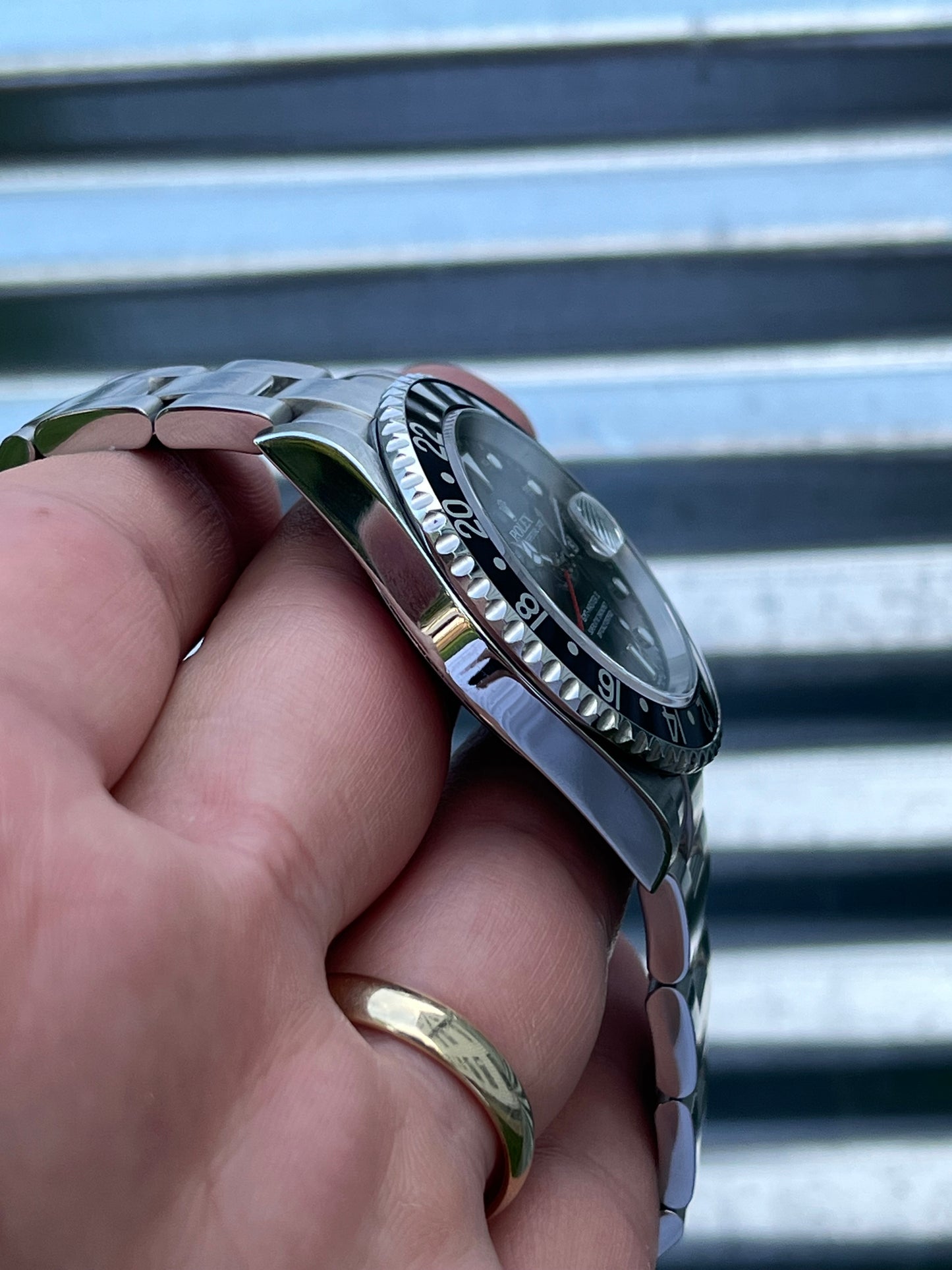 Rolex GMT Master II 40mm Ref.16710 Box & Papers