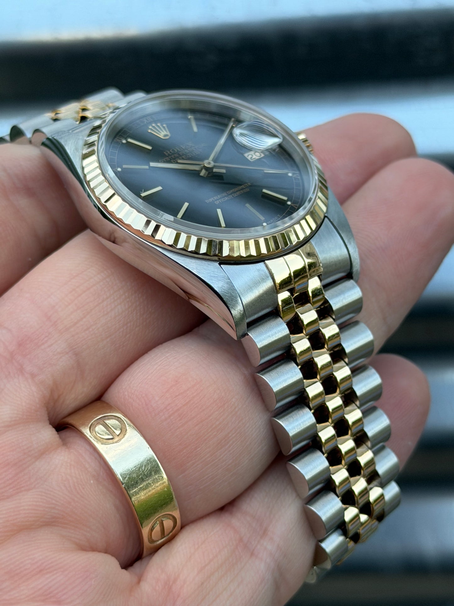 Rolex Datejust “Black Index Dial with Roman Numeral Track” 36mm Ref.16233 Box & Papers