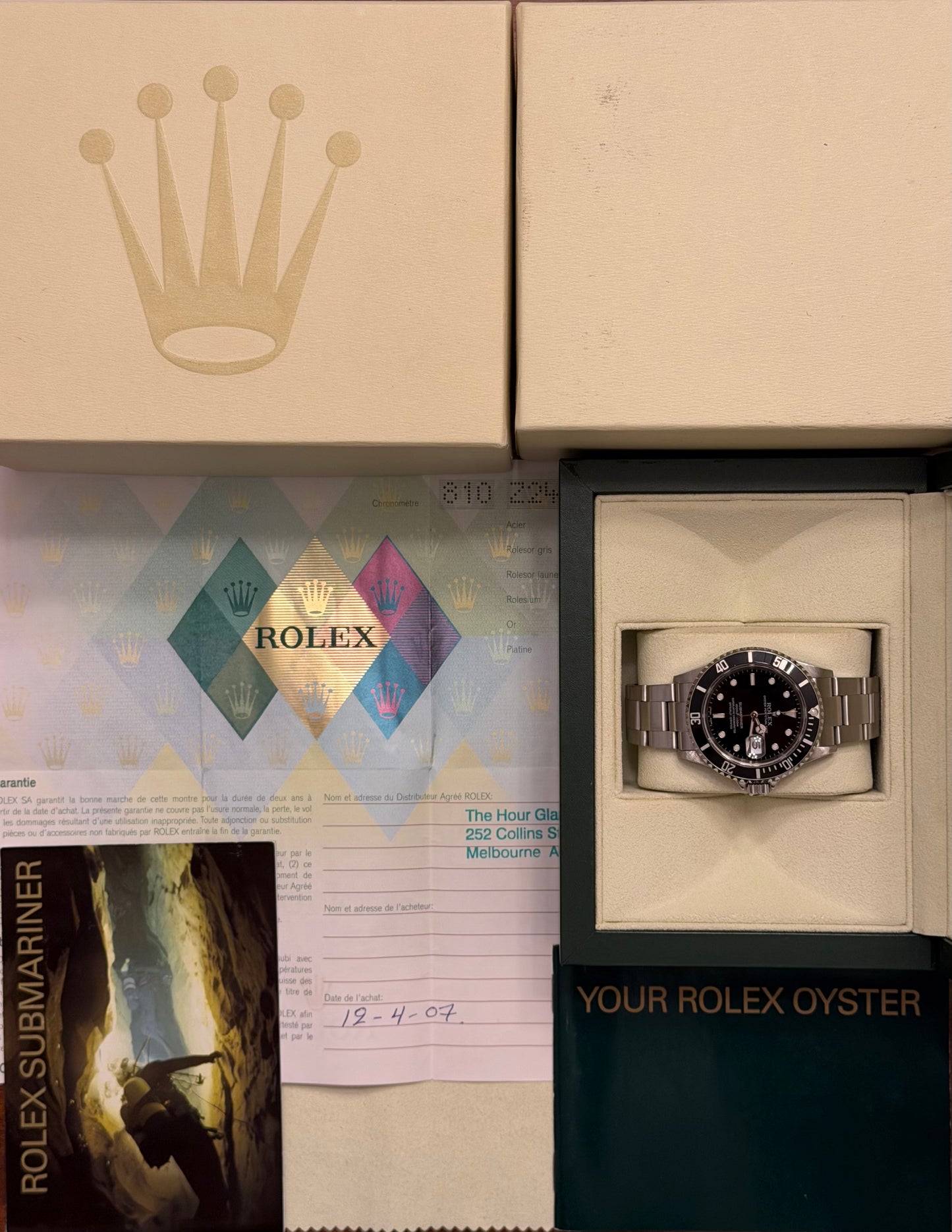 Rolex Submariner Date 40mm Ref.16610 Box & Papers