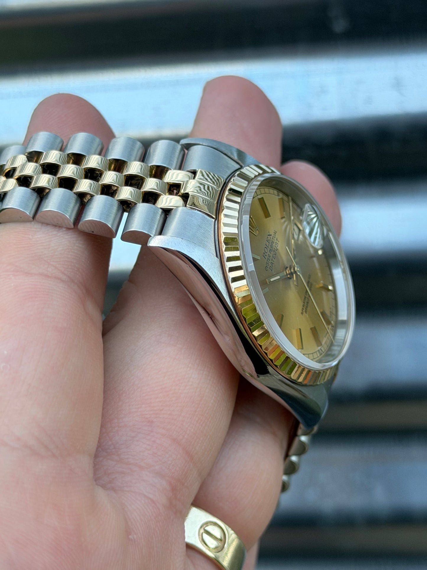 Rolex Datejust “Champagne Dial” 36mm Ref.16233 Box & Papers