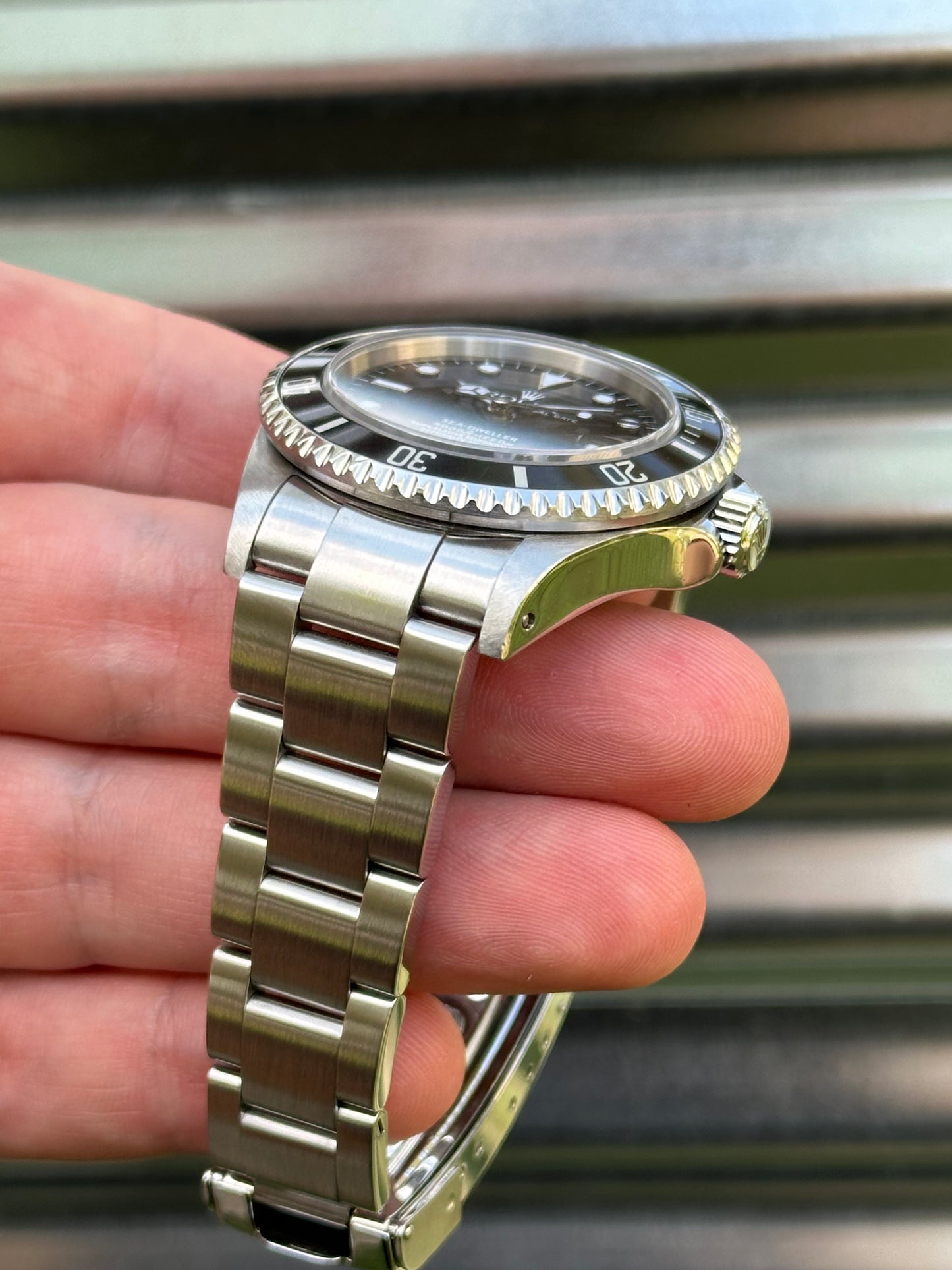 Rolex Sea-Dweller 40mm Ref.16600 Box & Papers
