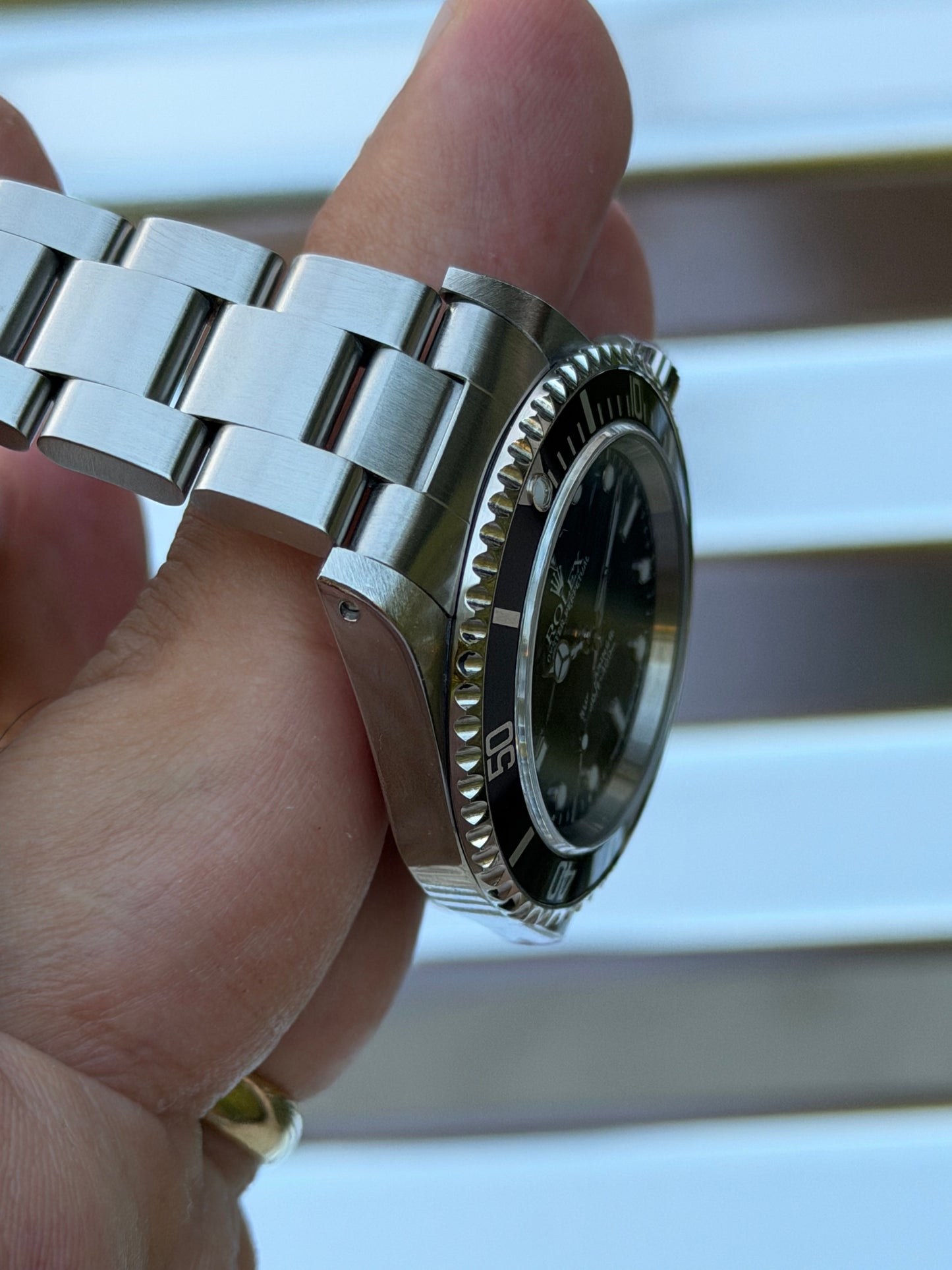 Rolex Submariner No Date 40mm Ref.14060M Box & Papers