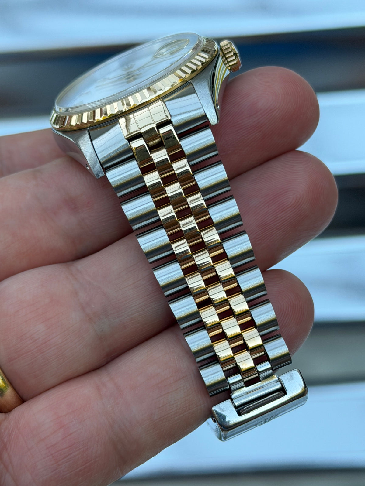 Rolex Datejust “White Roman Numeral Dial” 36mm Ref.16233 Box & Papers