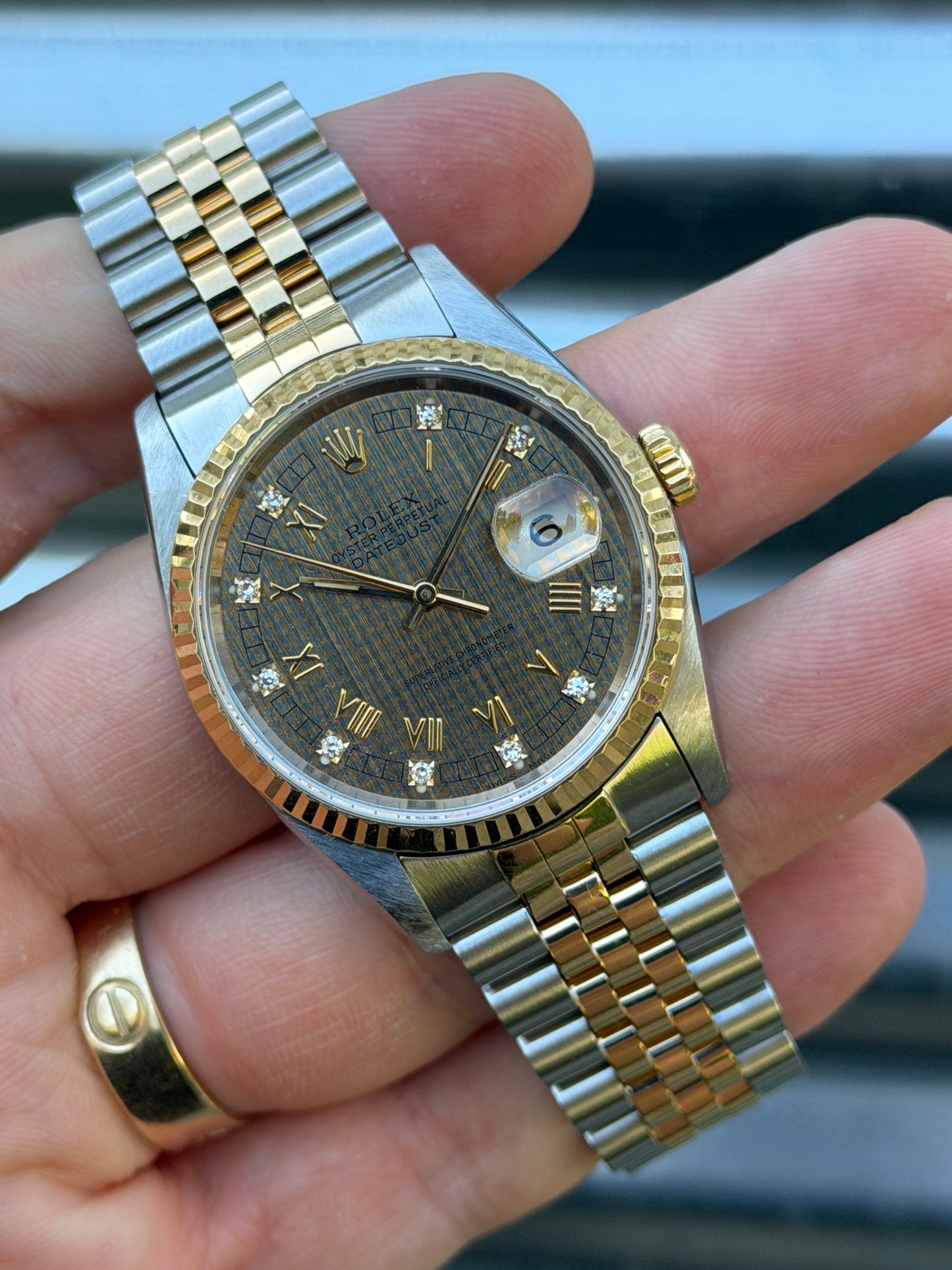 Rolex Datejust “Houndstooth Dial” 36mm Ref.16233 Box & Papers