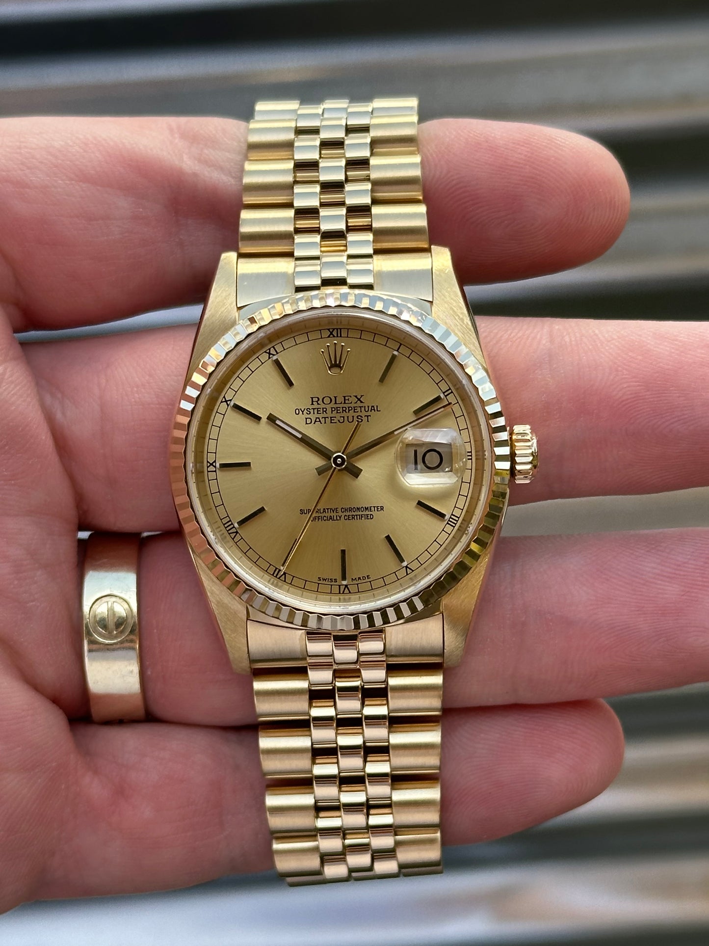 Rolex Datejust 36mm Ref.16238 Solid 18k Gold Box & Papers