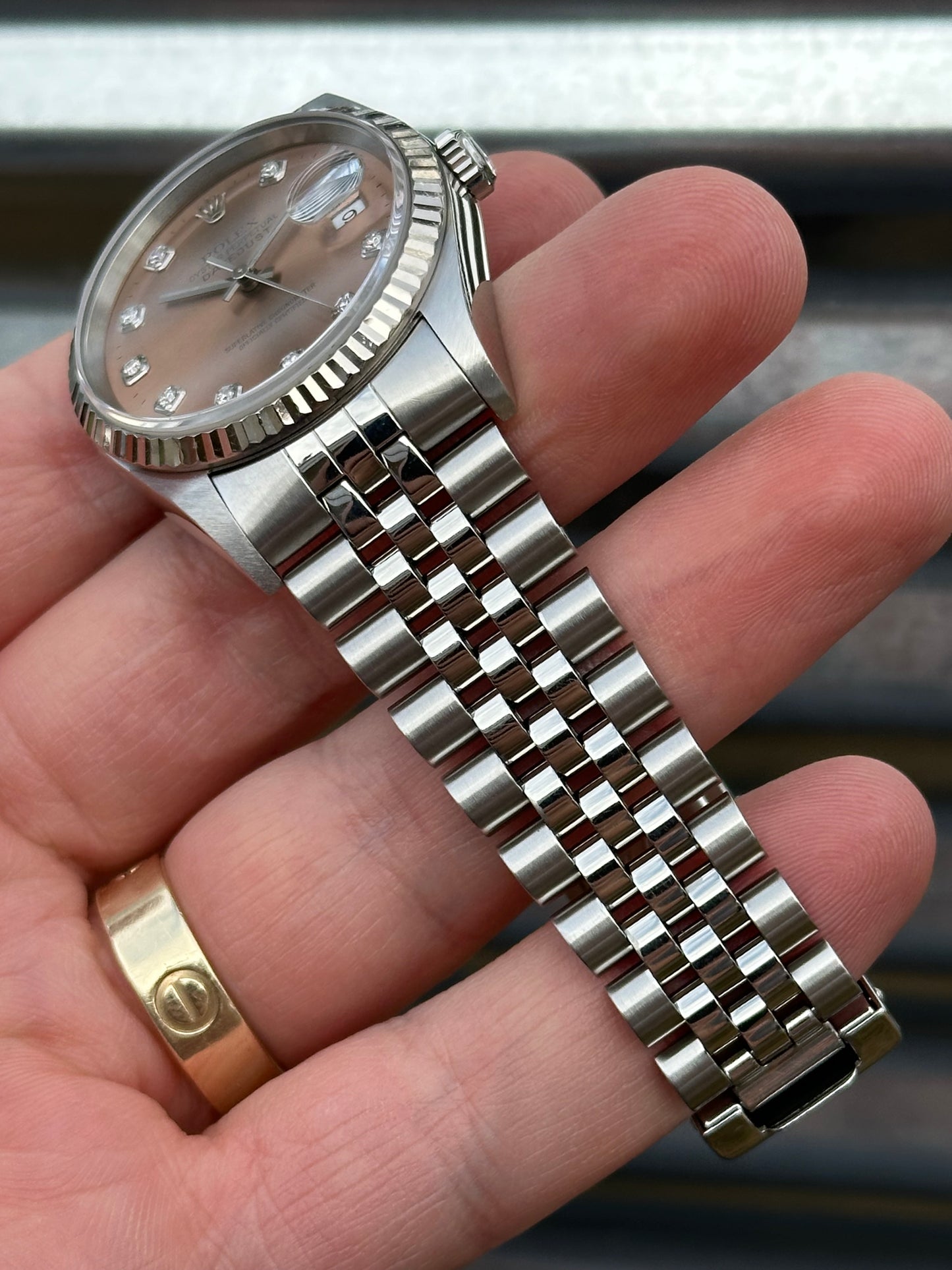 Rolex Datejust “Salmon Diamond Dial” 36mm Ref.16234 Box & Papers