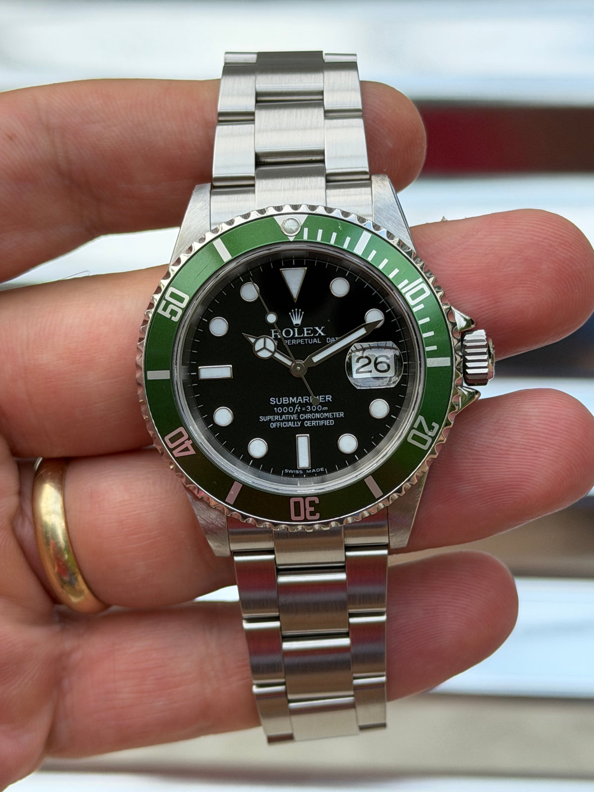 Rolex Submariner Date “Kermit” 40mm Ref.16610LV Box & Papers