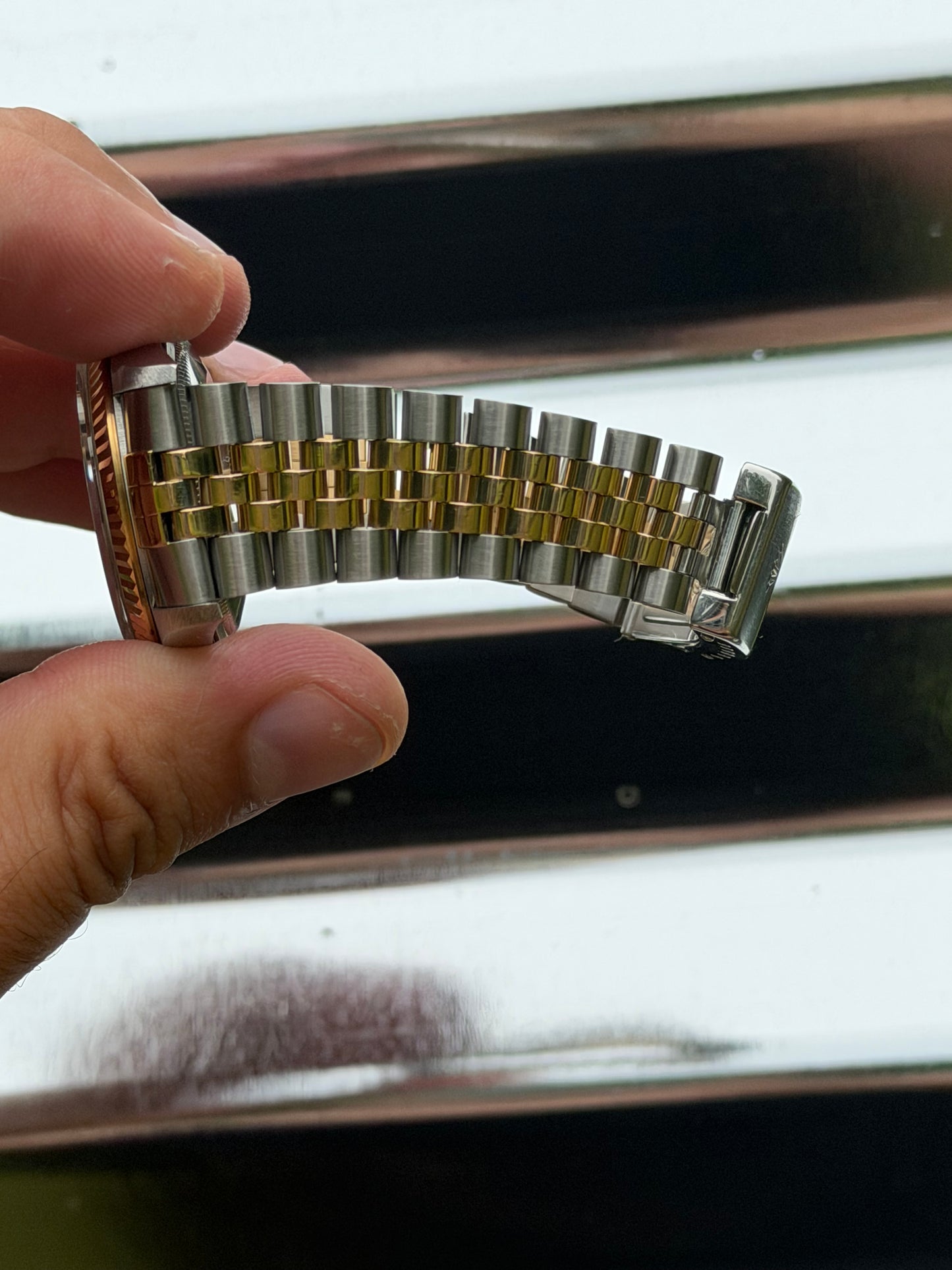 Rolex Datejust “Anniversary Diamond Dial” 36mm Ref.16233 Box & Papers