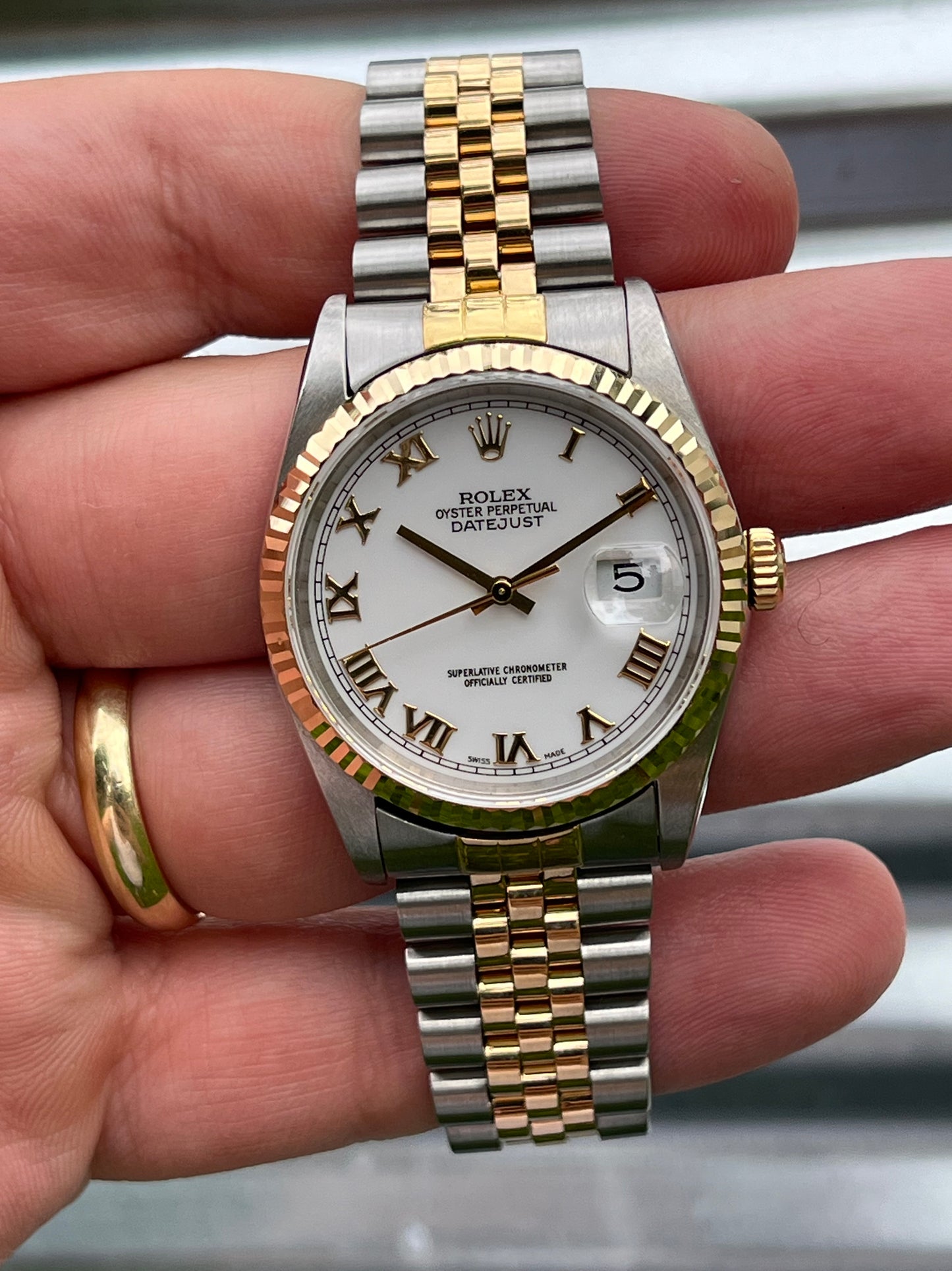 Rolex Datejust 36mm Ref.16233 Box & Papers White Roman Dial