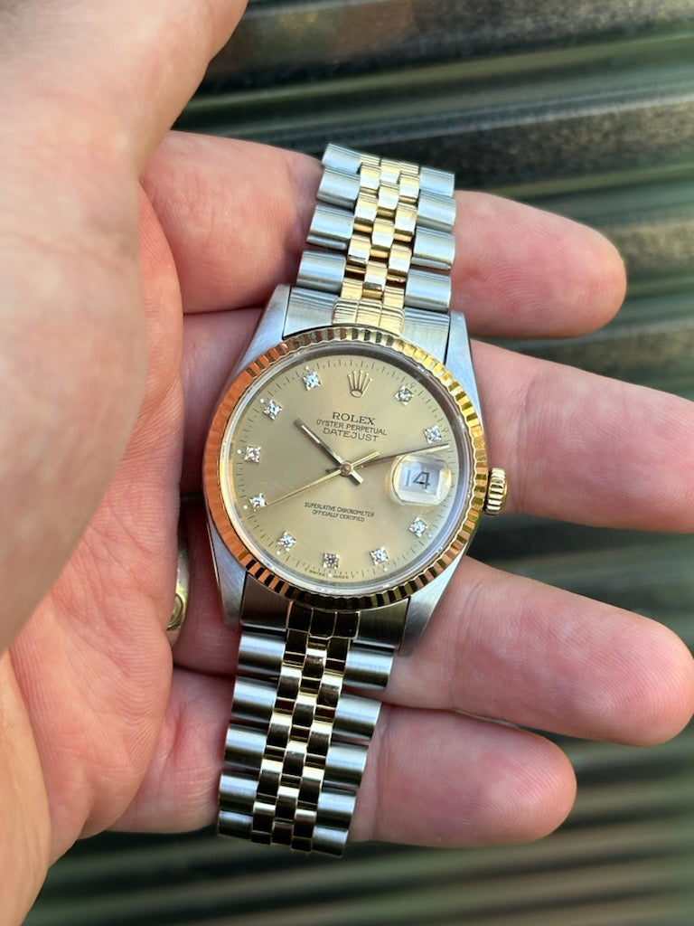 Rolex Datejust 36mm “Champagne Diamond Dial” Ref.16233 Box & Papers