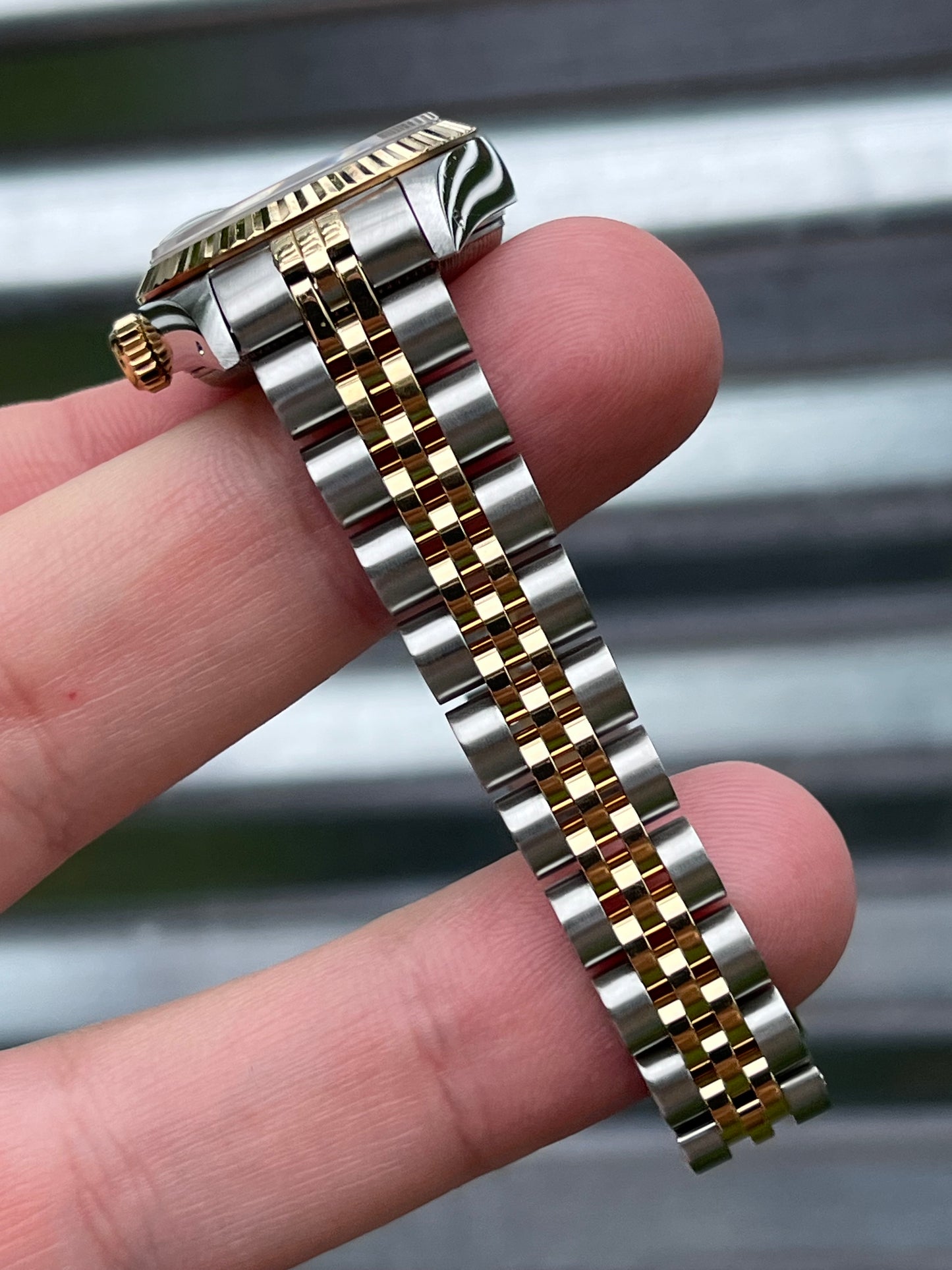 Rolex Lady Datejust 26mm Ref.69173 Box & Papers “White Roman Dial”