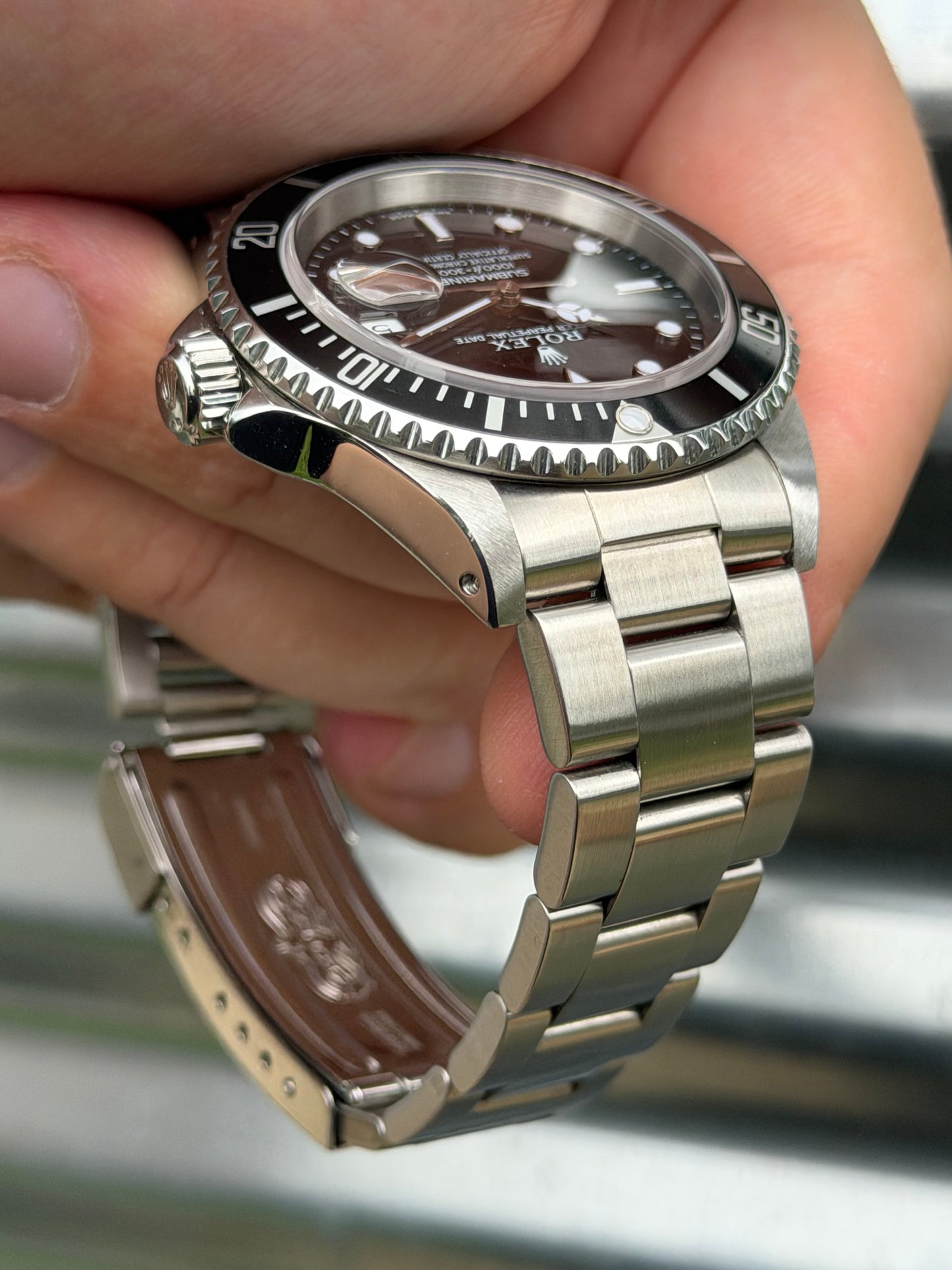 Rolex Submariner Date 40mm Ref.16610 Box & Papers