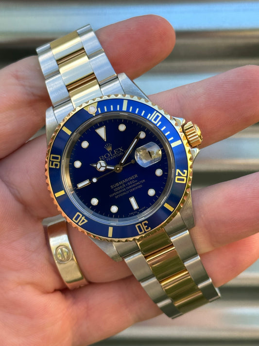 Rolex Submariner Date “Bluesy” 40mm Ref.16613 Box & Papers