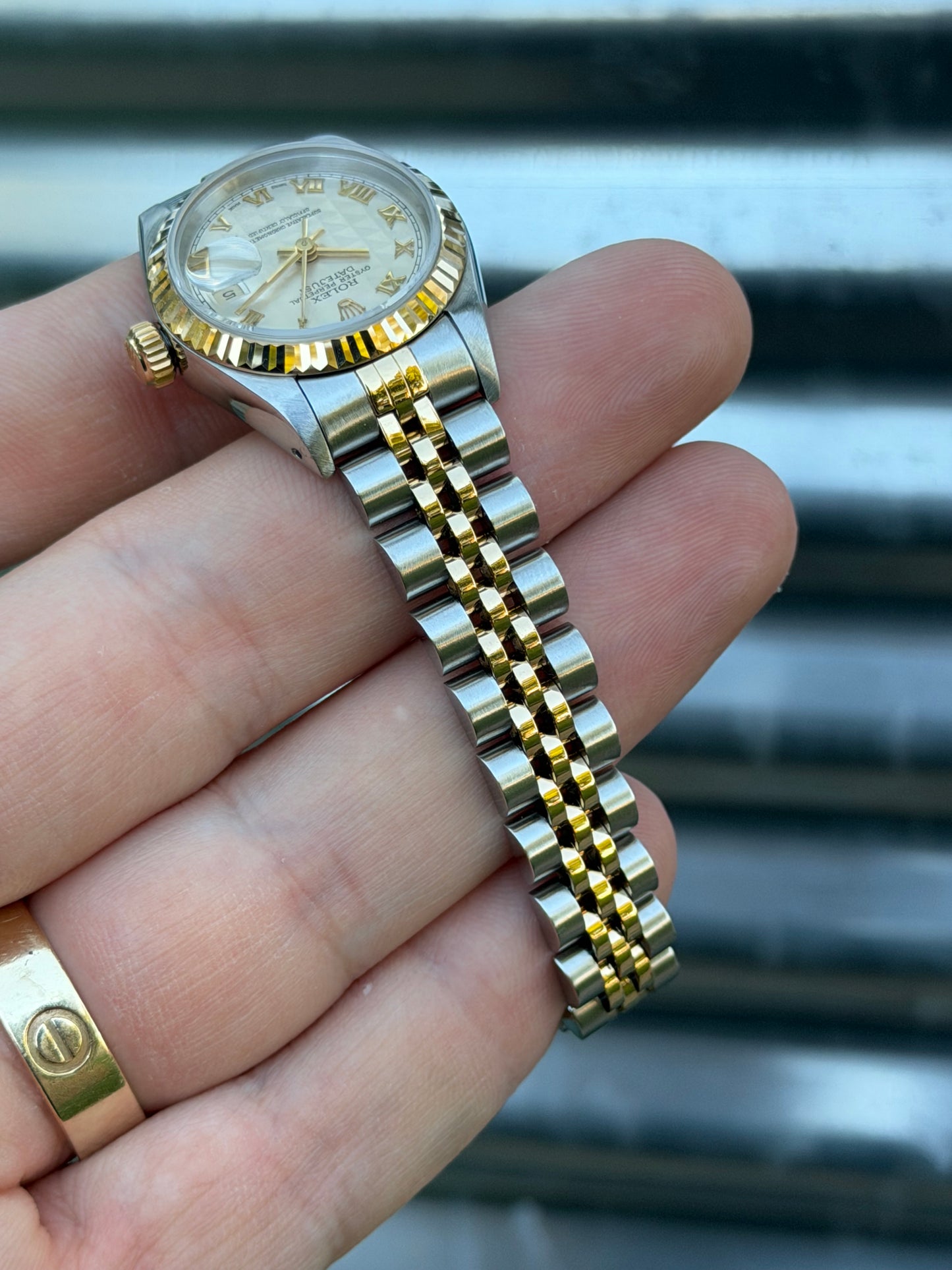 Rolex Ladies Datejust “Pyramid Dial” 26mm Ref.69173 Box & Papers