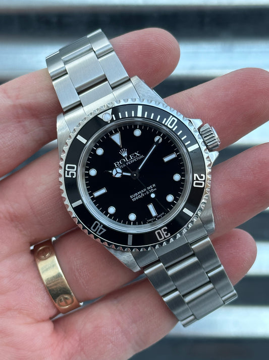 Rolex Submariner No-Date 40mm Ref.14060 Box & Papers