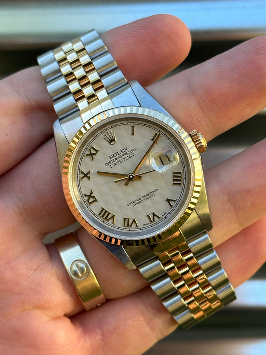 Rolex Datejust “Pyramid Dial” 36mm Ref.16233 Box & Papers