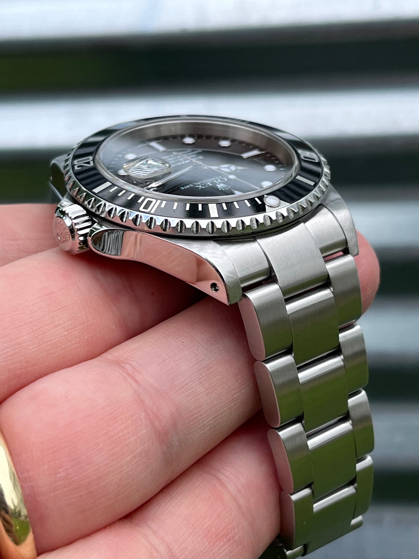 Rolex Submariner Date 40mm Ref.16610 Box & Papers