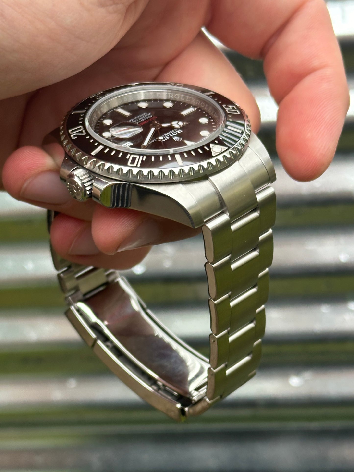 Rolex Sea-Dweller 43mm Ref:126600 Box & Papers