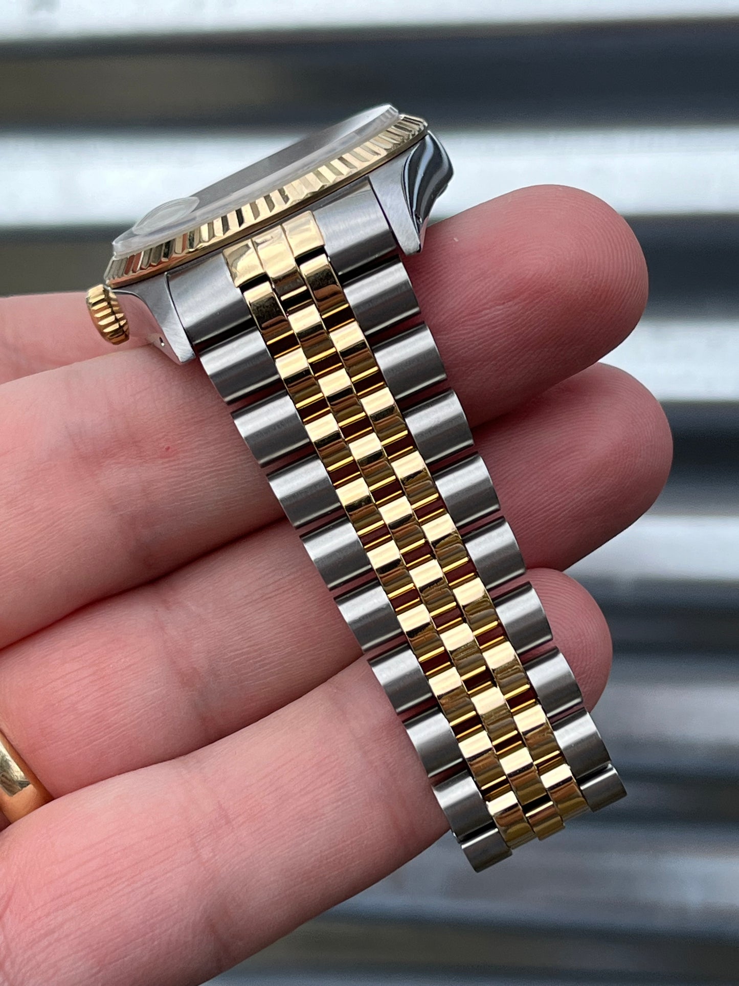 Rolex Datejust 36mm Ref.16233 “White Roman Dial” Box & Papers