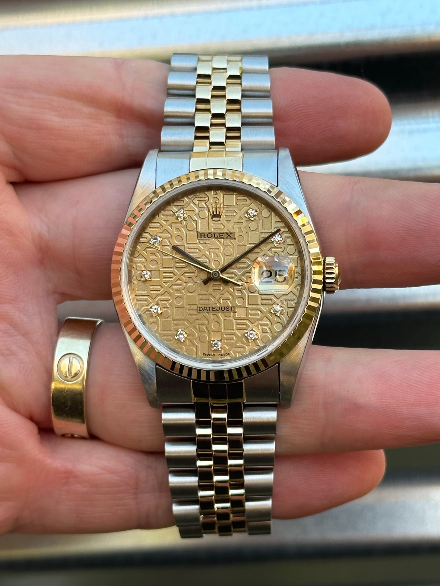 Rolex Datejust 36mm Ref.16233 “Anniversary Diamond Dial” Box & Papers