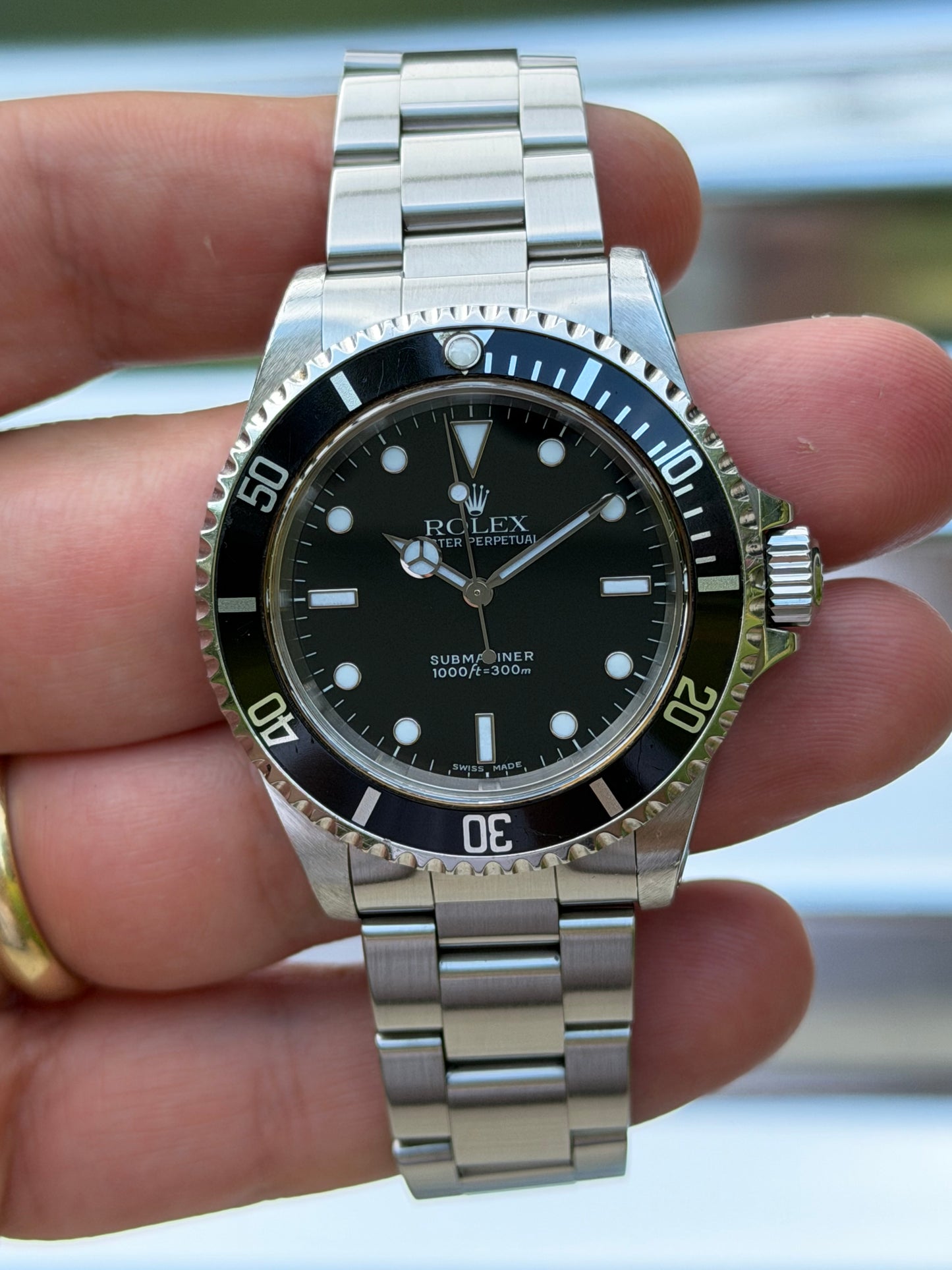 Rolex Submariner No Date 40mm Ref.14060M Box & Papers