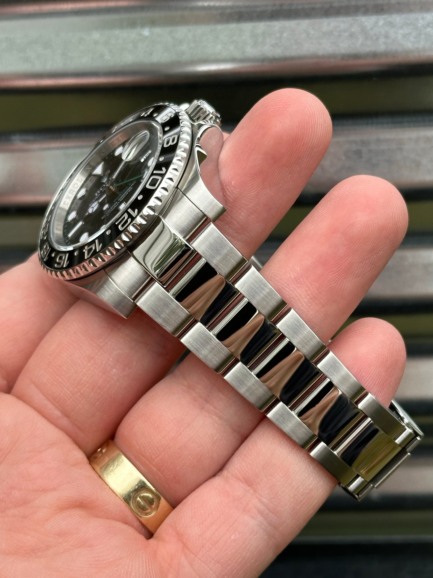 Rolex GMT Master II “Green Arrow” 40mm Ref.116710LN Box & Card