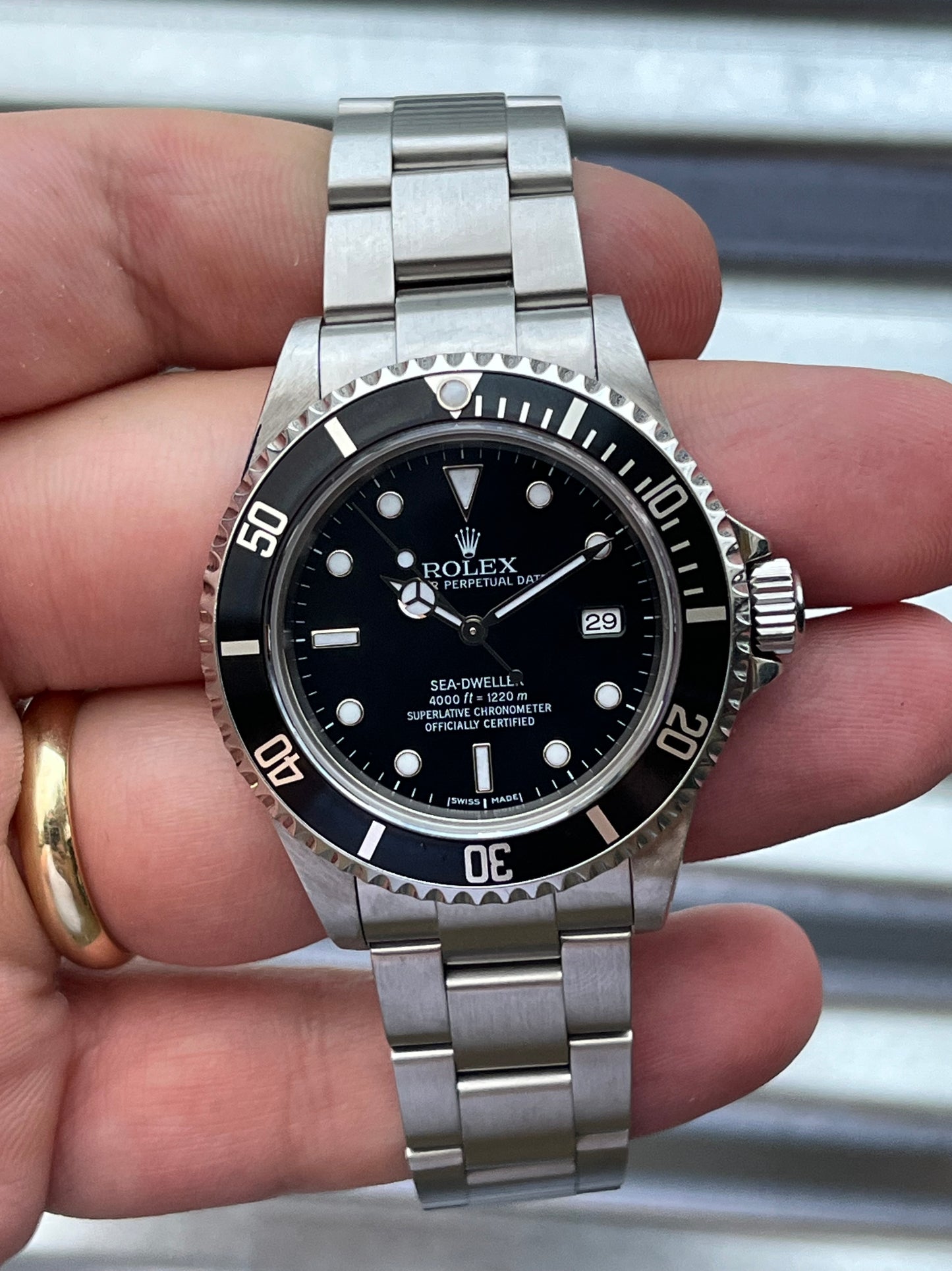 Rolex Sea-Dweller 40mm Ref.16600 Box & Papers
