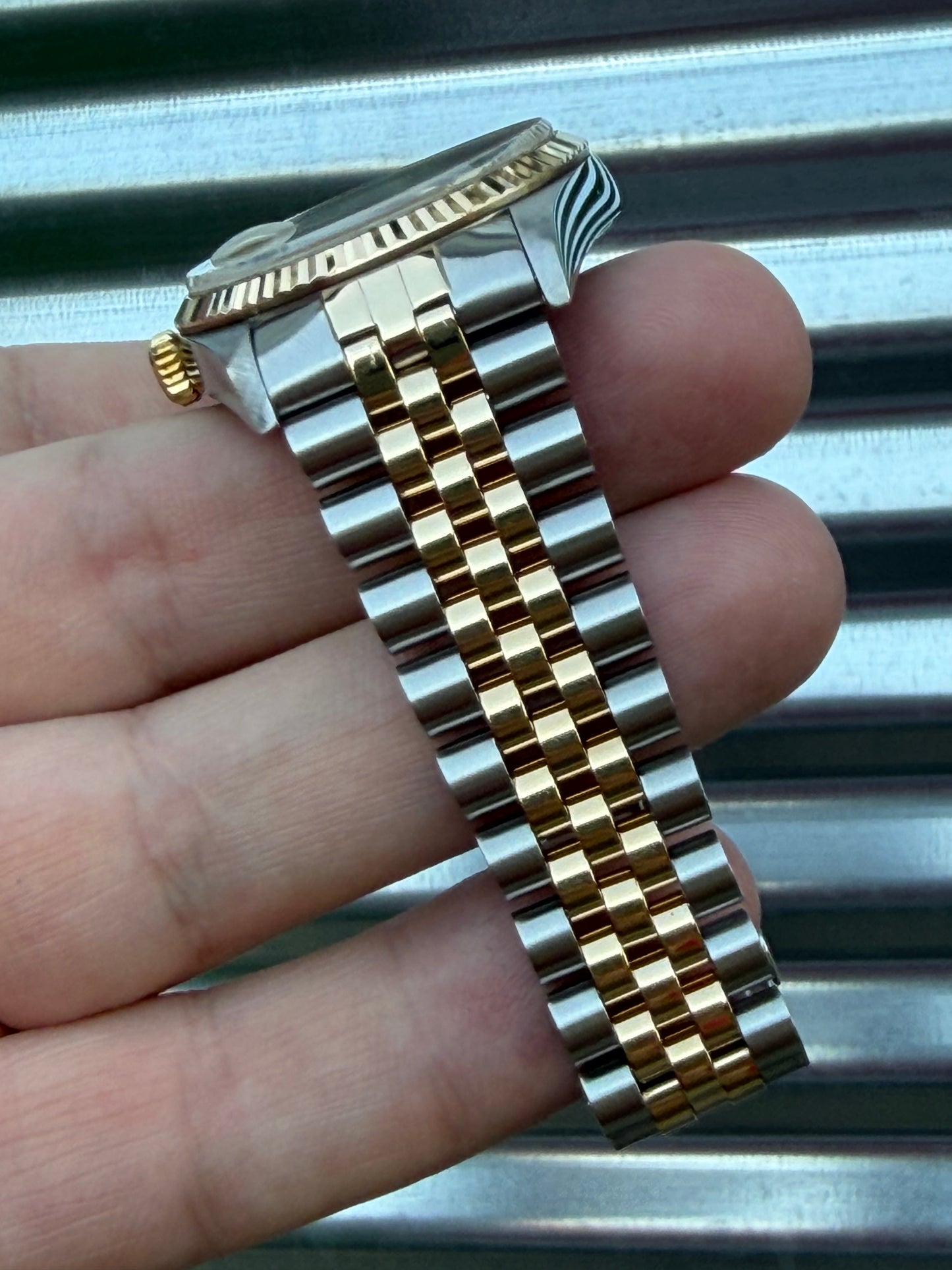 Rolex Datejust “Champagne Dial” 36mm Ref.16233 Box & Papers