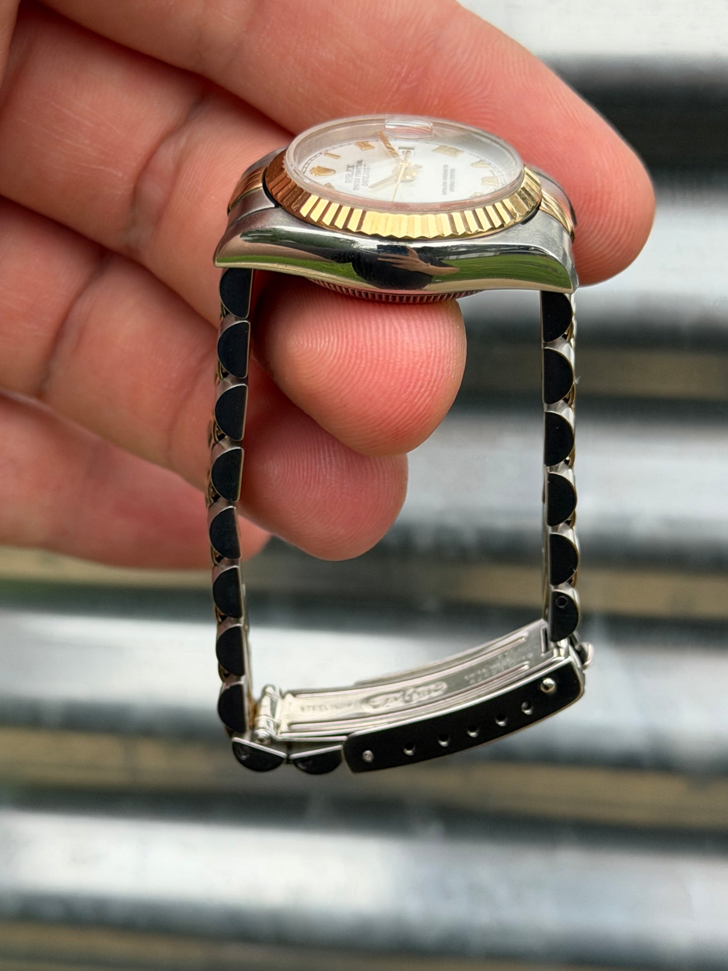 Rolex Ladies Datejust 26mm Ref.69173 Box & Papers