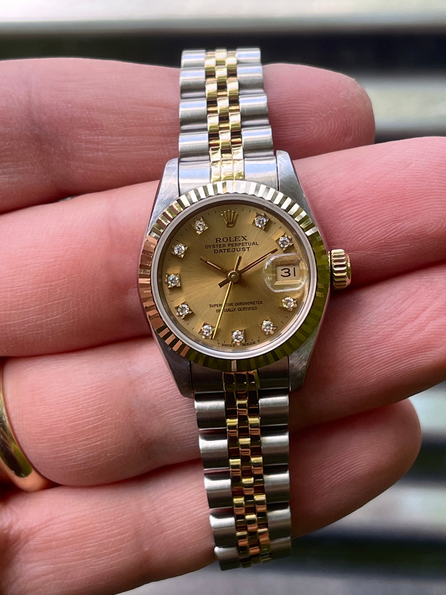 Rolex Ladies Datejust 26mm Ref.69173 Box & Papers “Champagne Diamond Dial”
