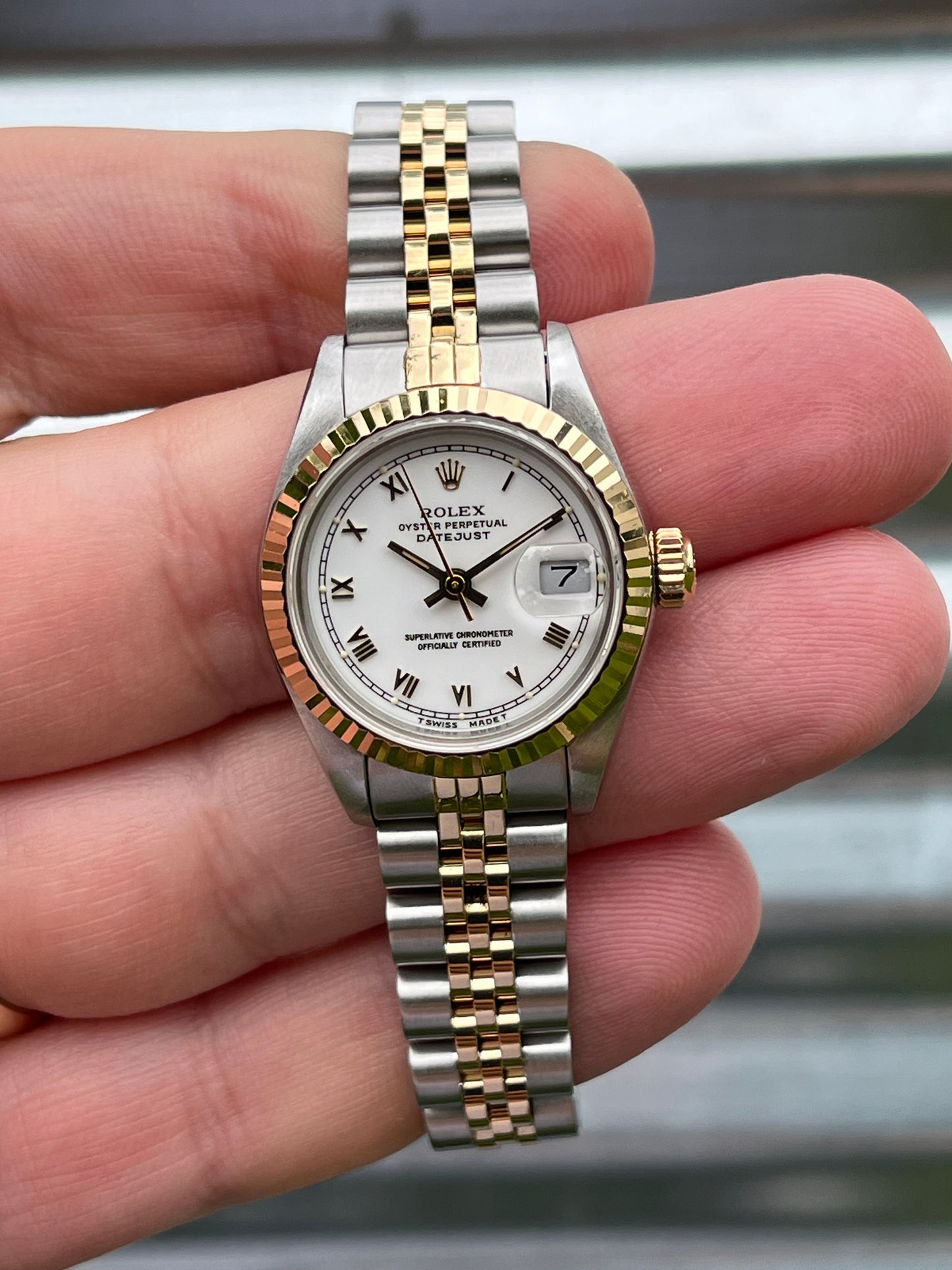 Rolex Lady Datejust 26mm Ref.69173 Box & Papers “White Roman Dial”