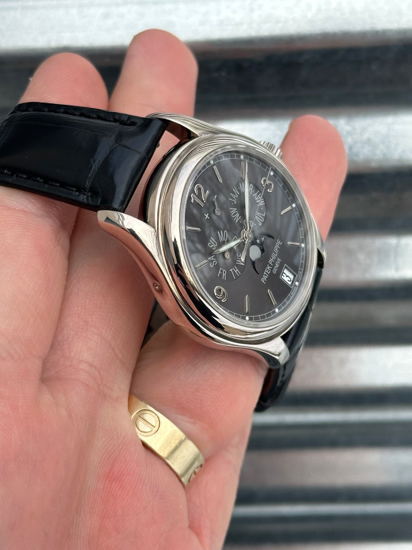 Patek Philippe Annual Calendar Moonphase 39mm Ref.5146G
