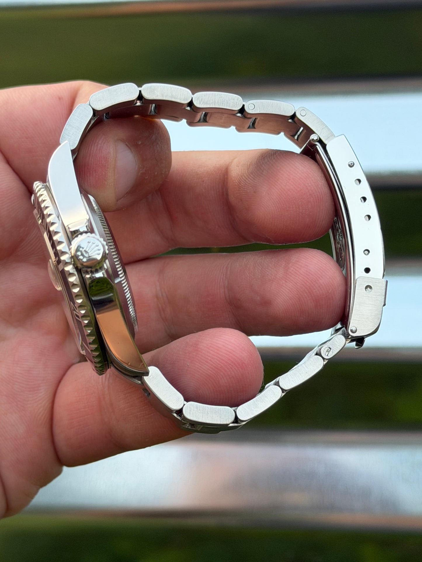 Rolex Submariner Date 40mm Ref.16610 Box & Papers