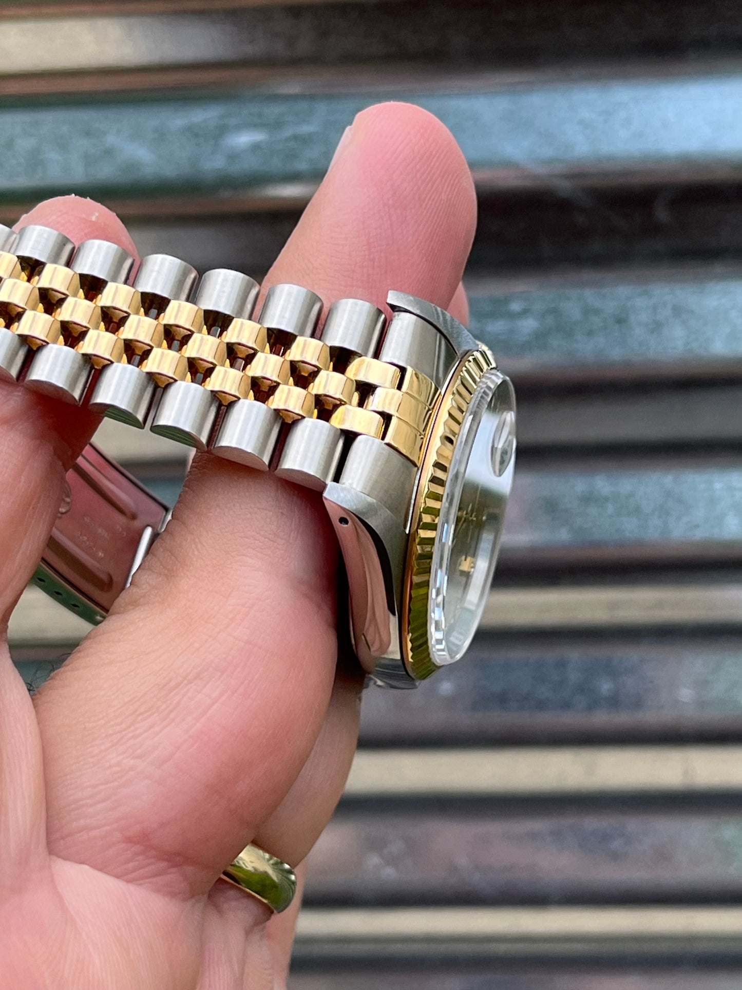 Rolex Datejust “Champagne Diamond Dial” 36mm Ref.16233 Box & Papers