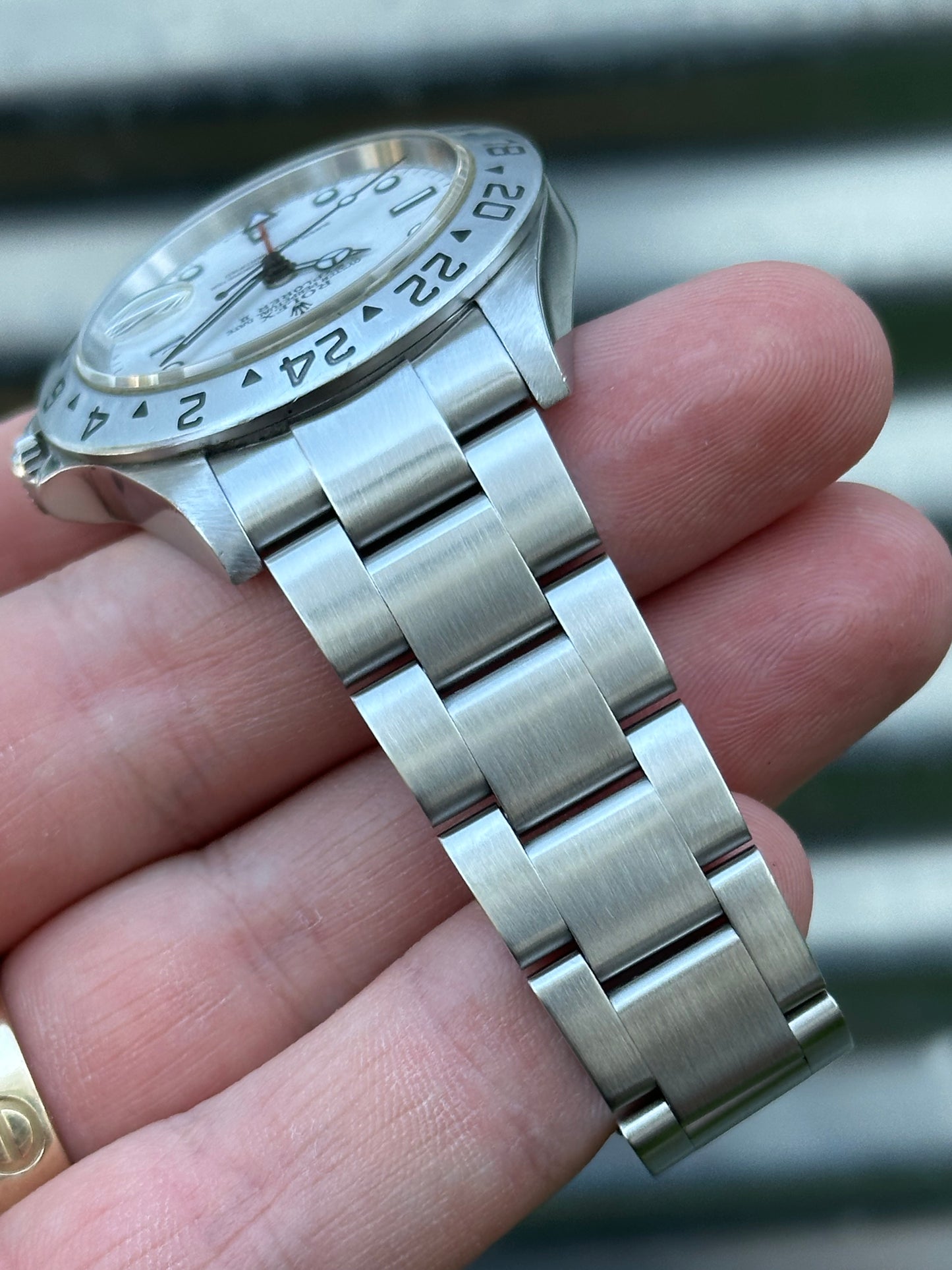 Rolex Explorer II “Polar” 40mm Ref.16570 Box & Papers