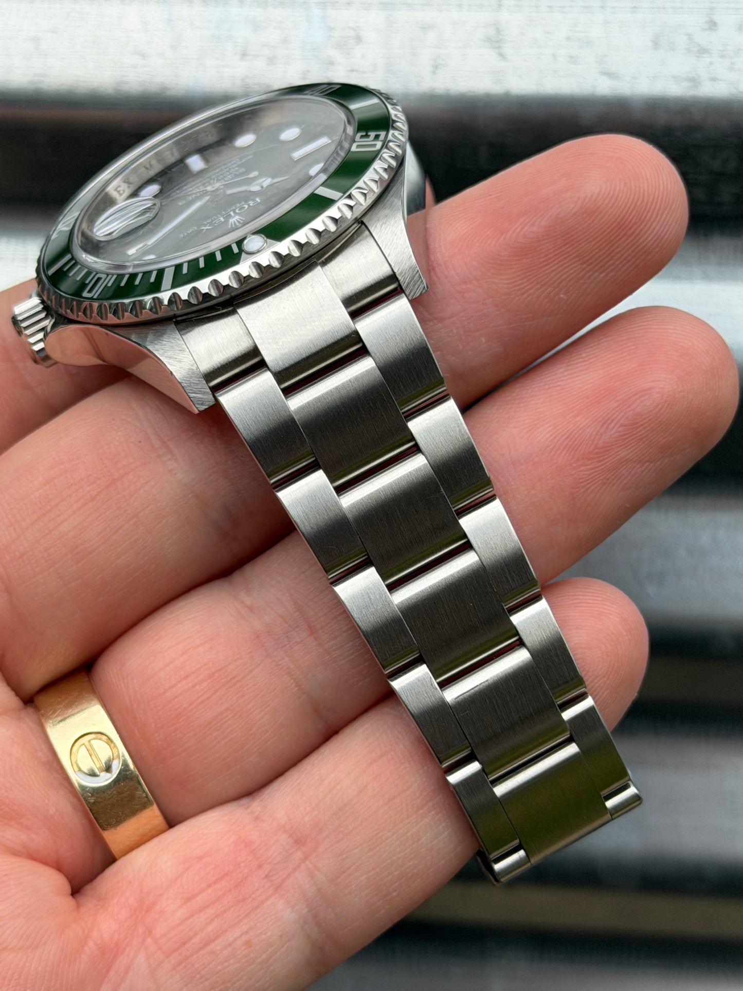 Rolex Submariner Date “Kermit” 40mm Ref.16610LV Box & Papers