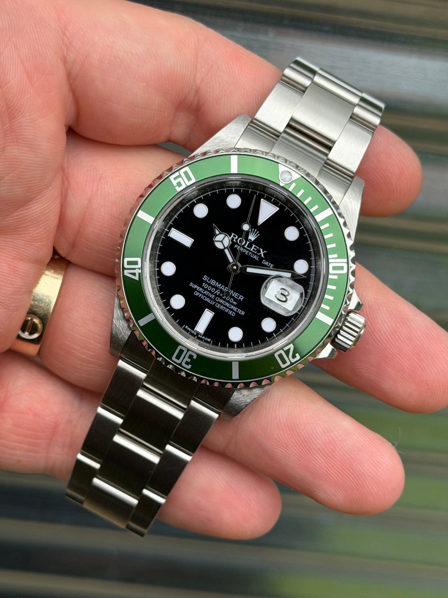 Rolex Submariner Date “Kermit” 40mm Ref.16610LV Box & Papers