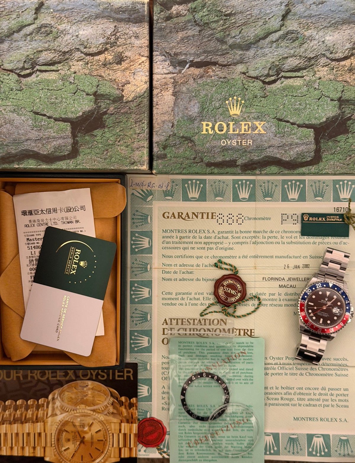 Rolex GMT Master II “Pepsi” 40mm Ref.16710 Box & Papers & Service Card