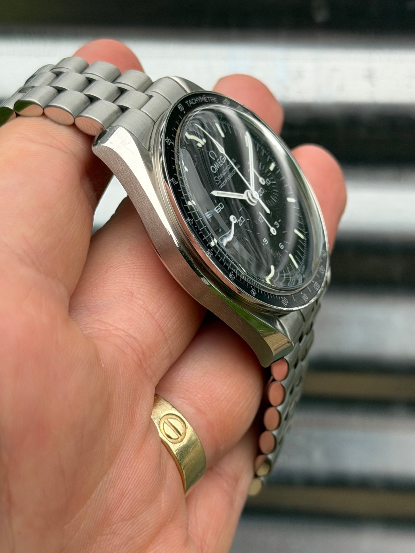 Omega Speedmaster Professional Moon Watch 42mm Ref: 310.30.42.50.01.001 Box & Cards